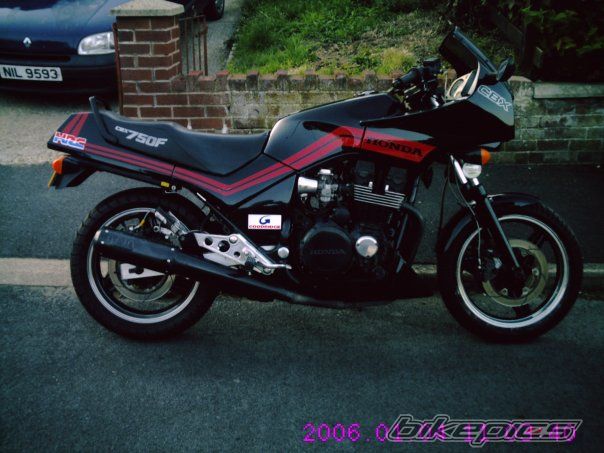 Photo 1980057