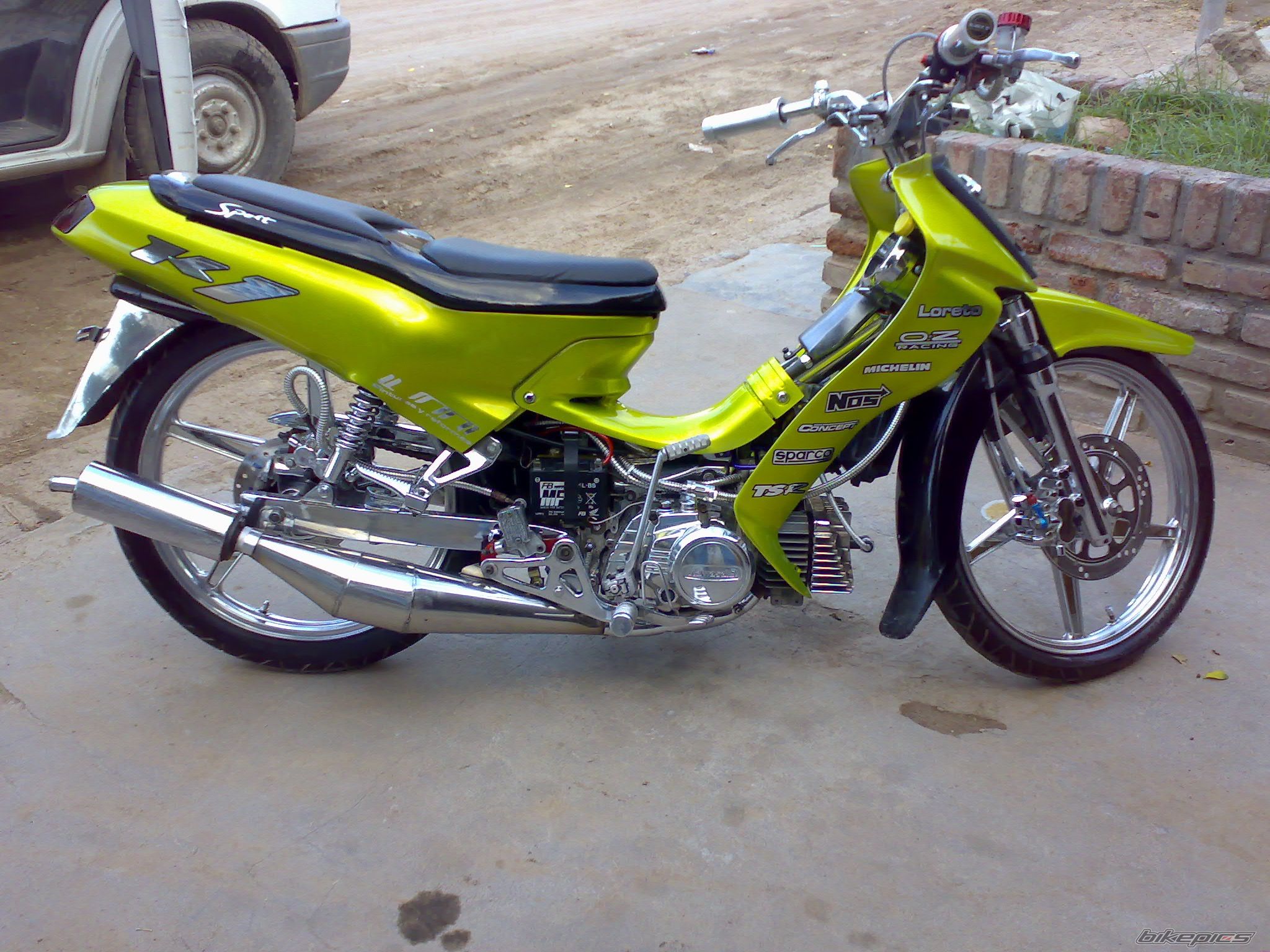 Photo 1980153