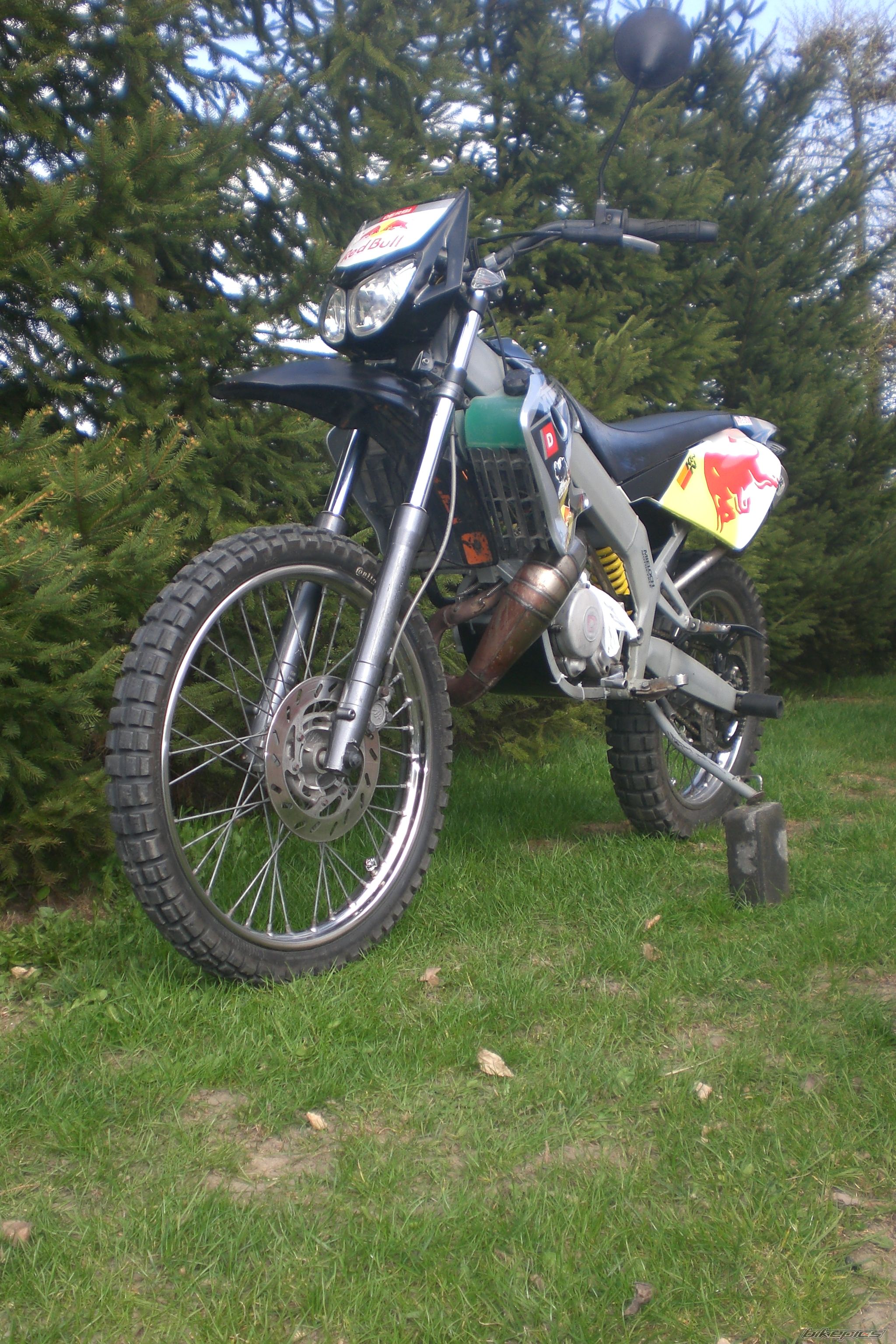 Photo 1980354