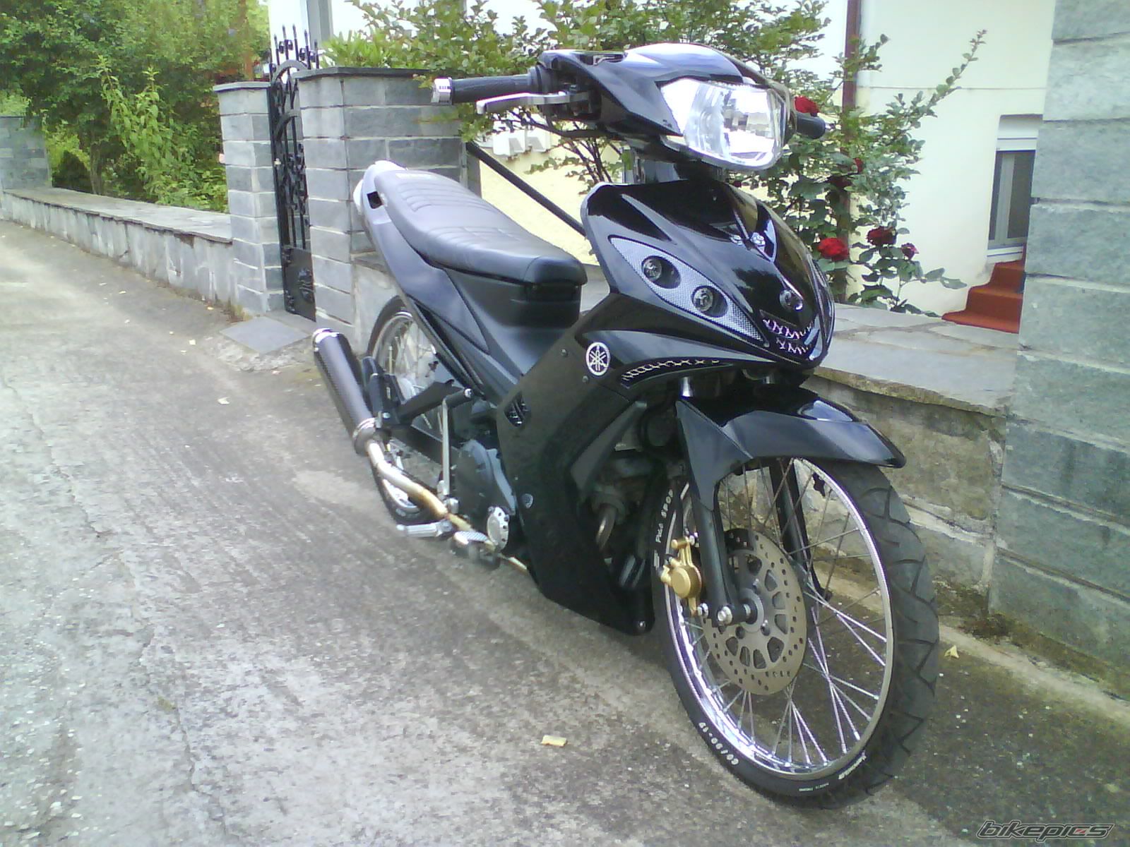 Photo 1980444