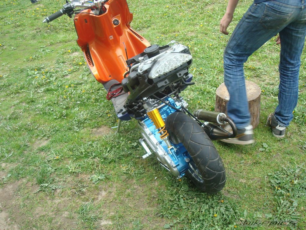 Bike Photo 1980471