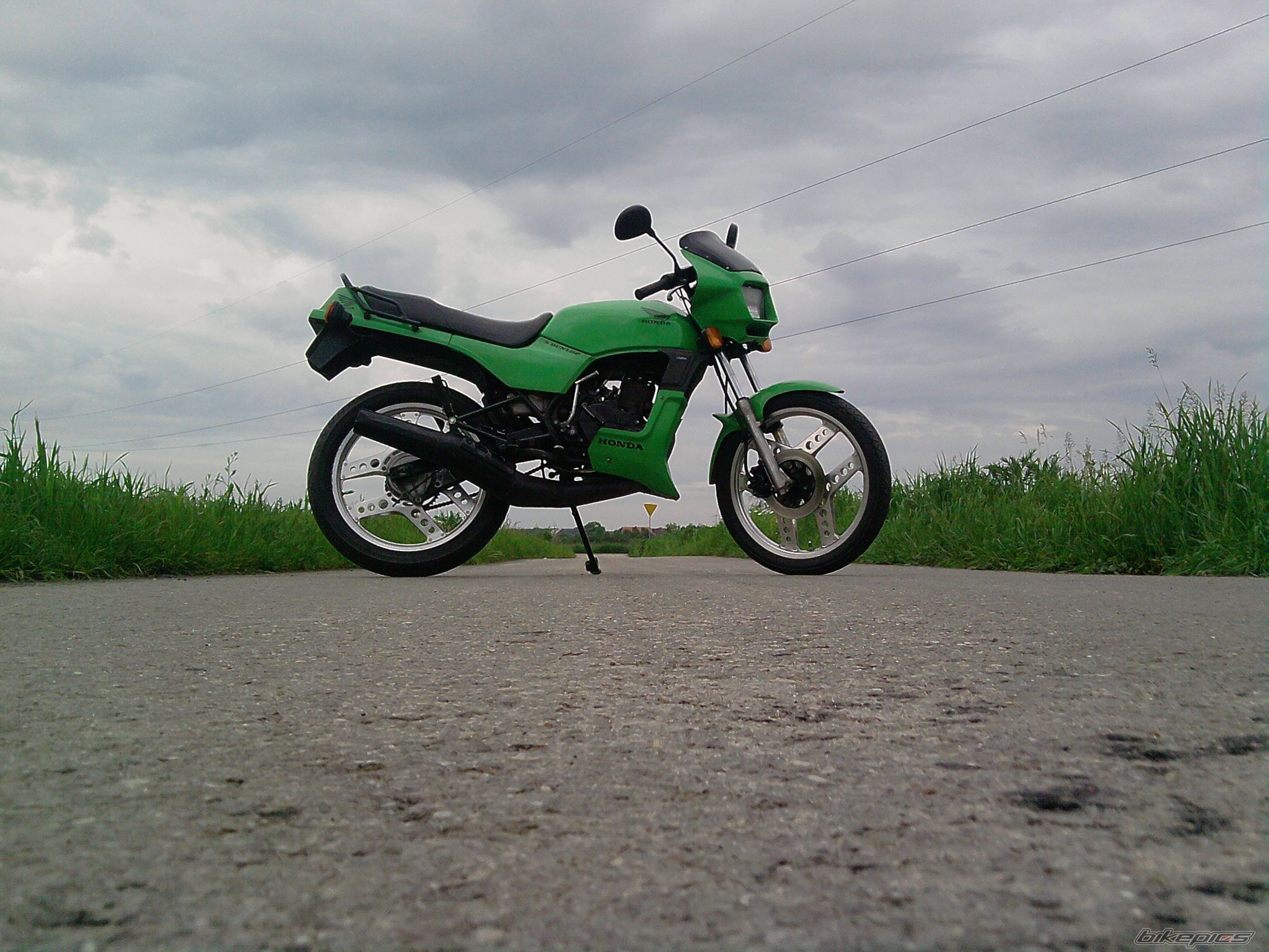 Photo 1980616