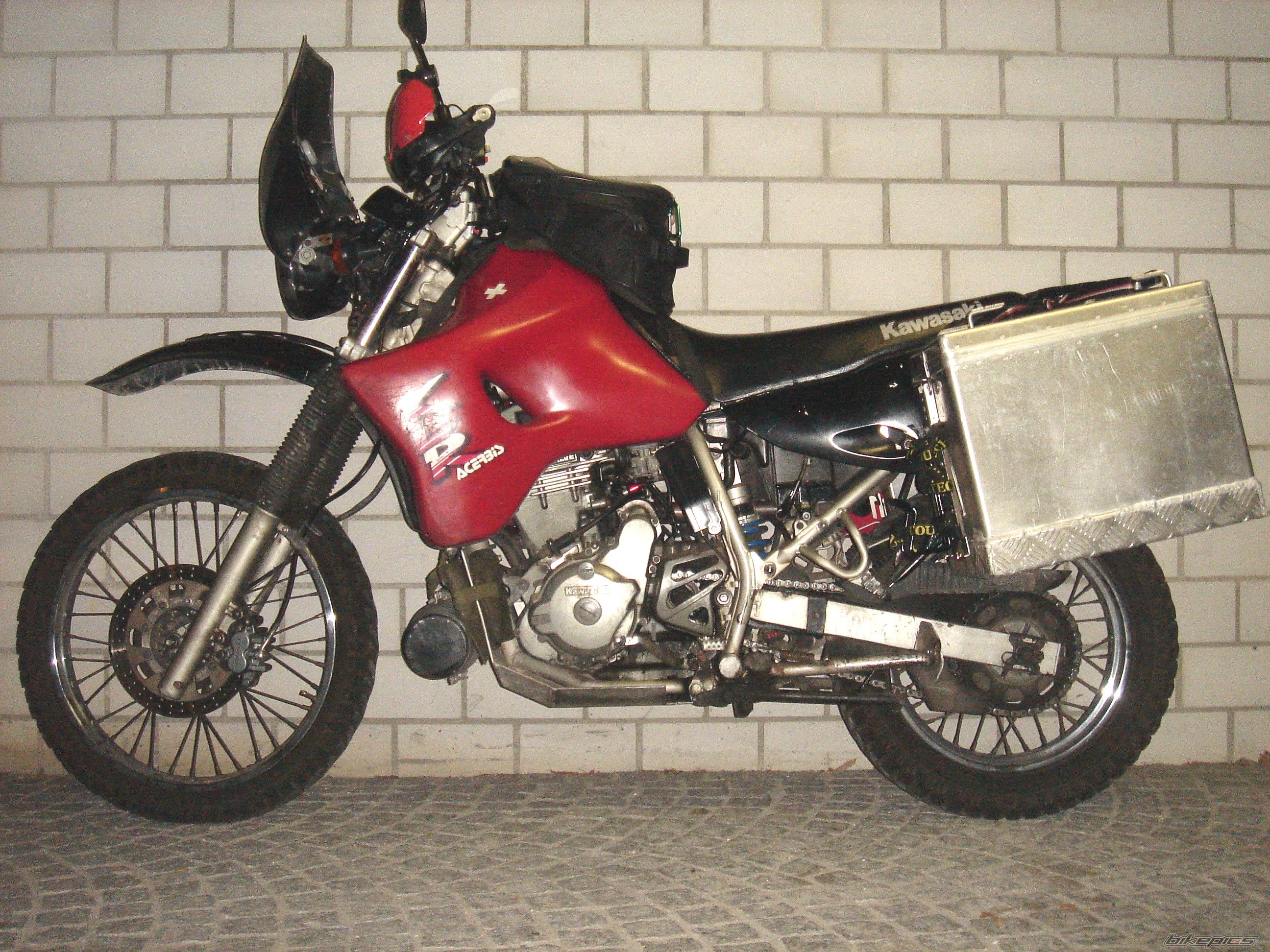 Photo 1980792