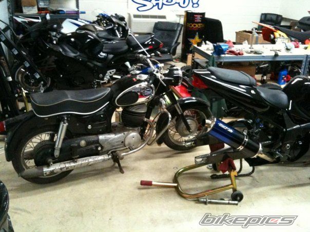 Photo 1980852