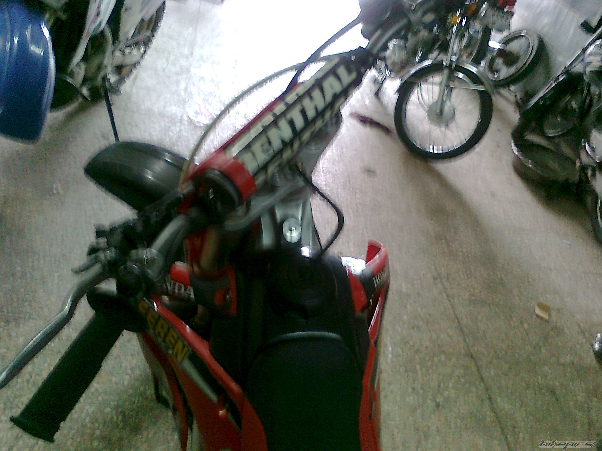 Photo 1980933
