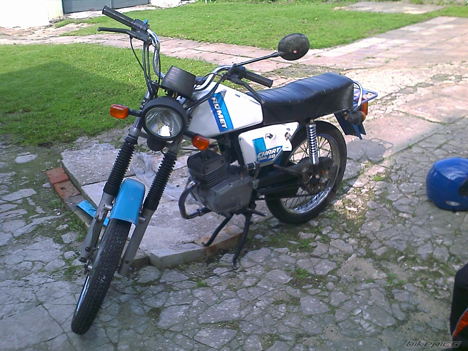 Photo 1981441