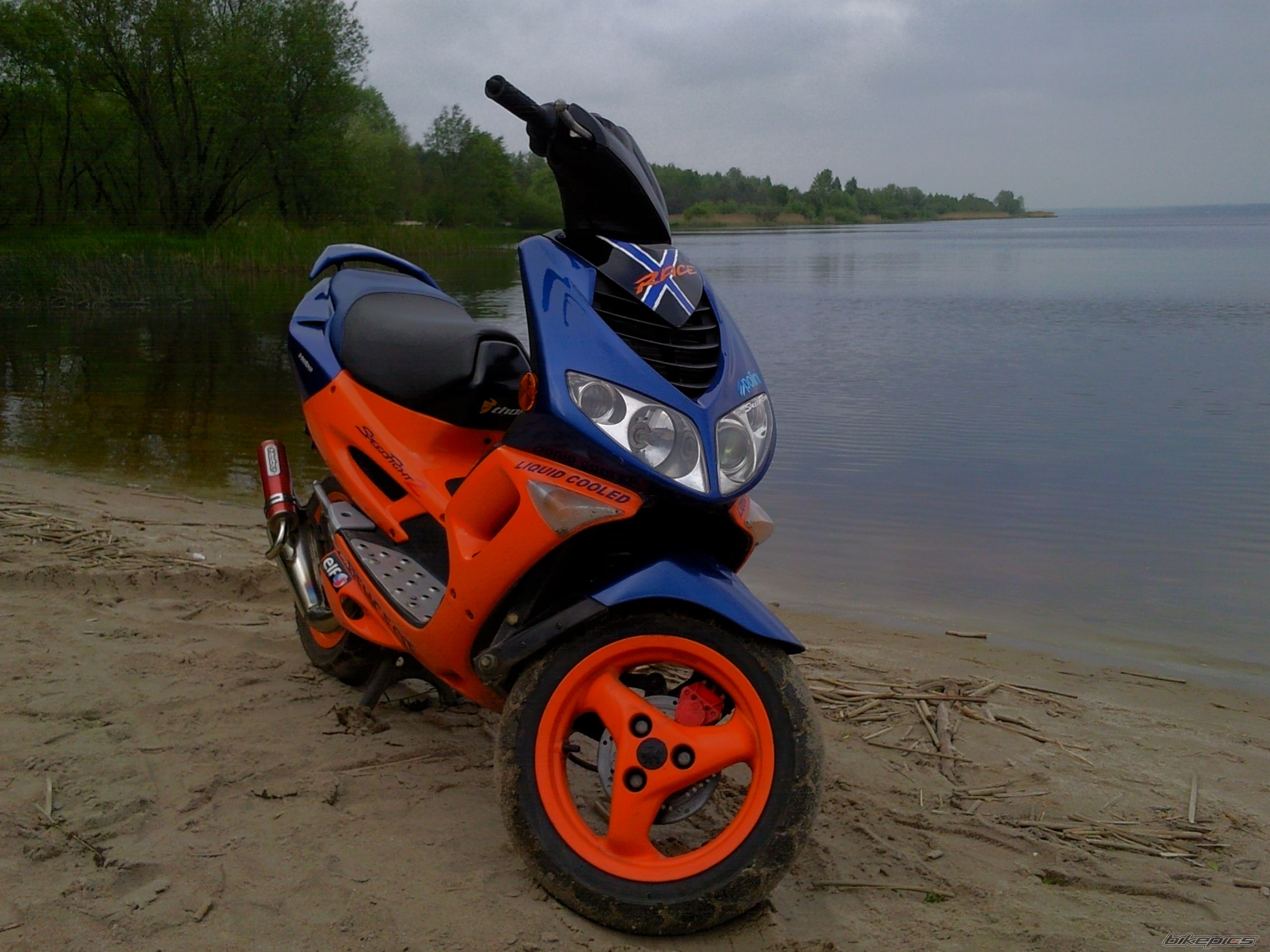 Bike Photo 1981512