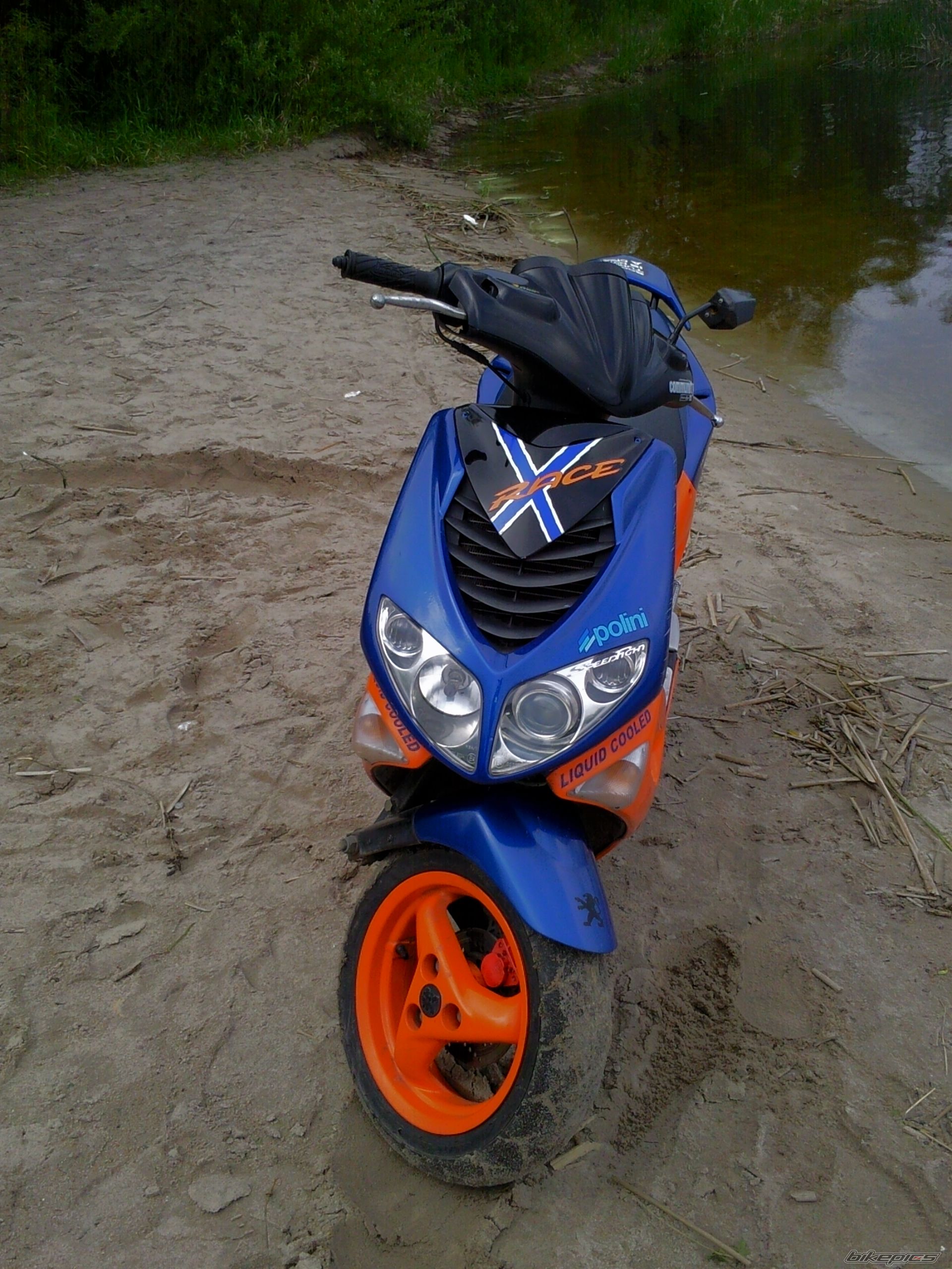 Bike Photo 1981530