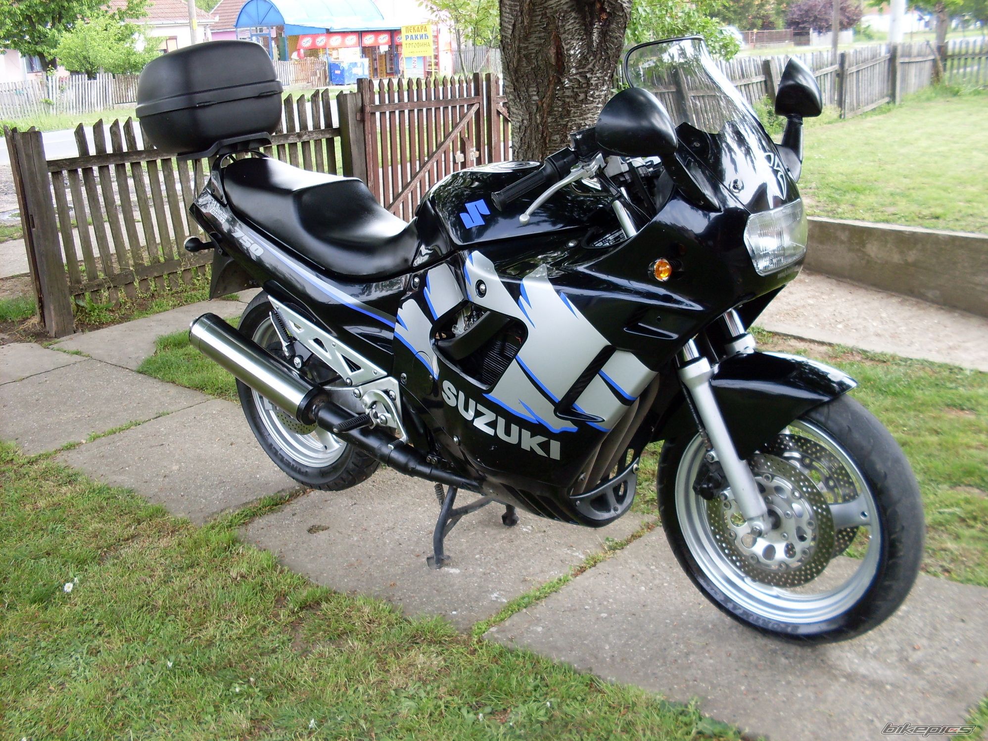 Photo 1981733