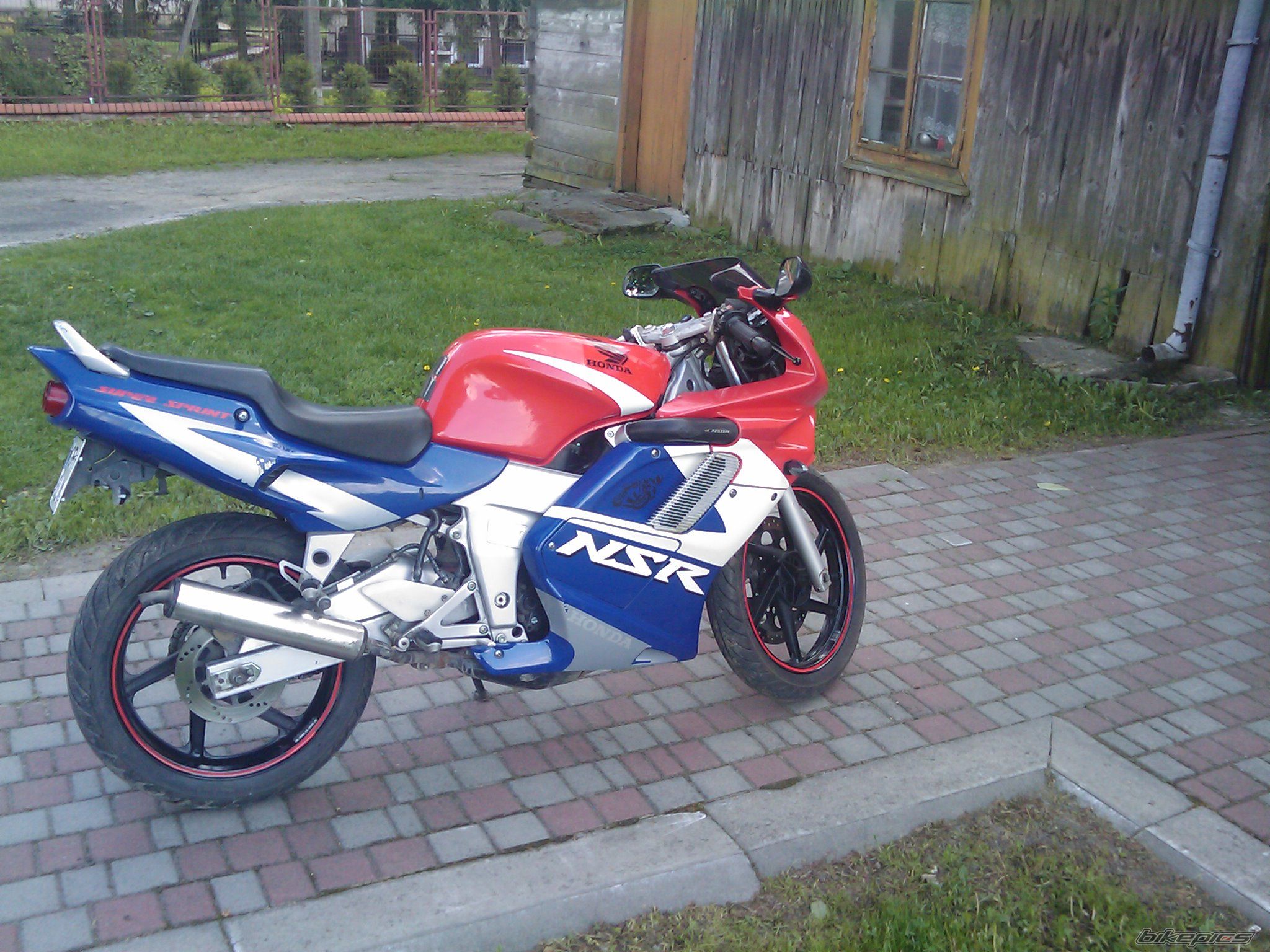 Photo 1981762