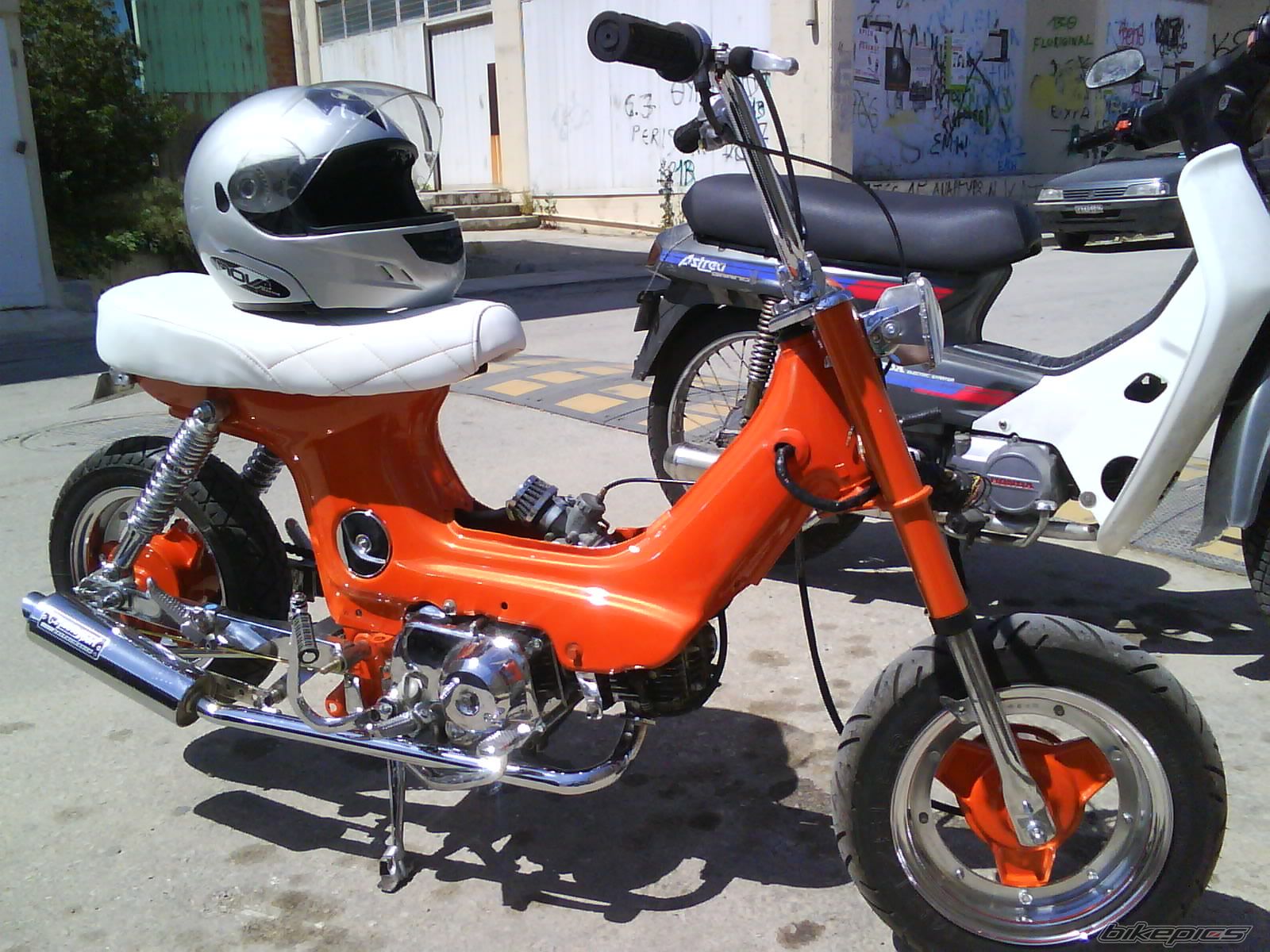 Photo 1981769