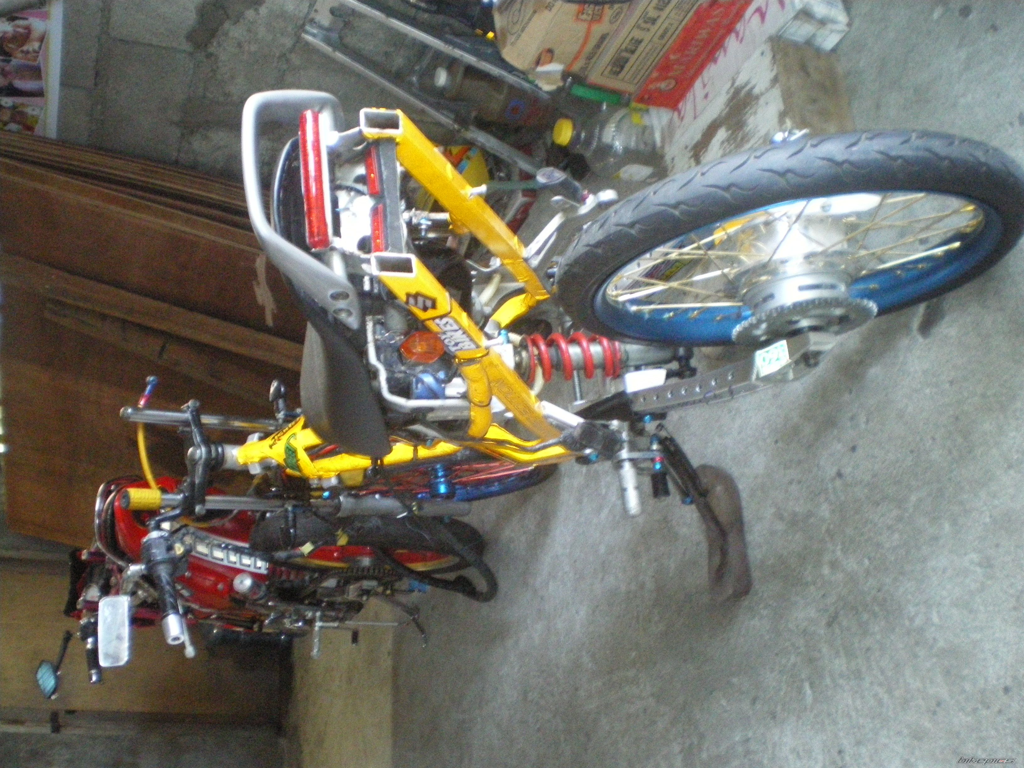 Photo 1981887