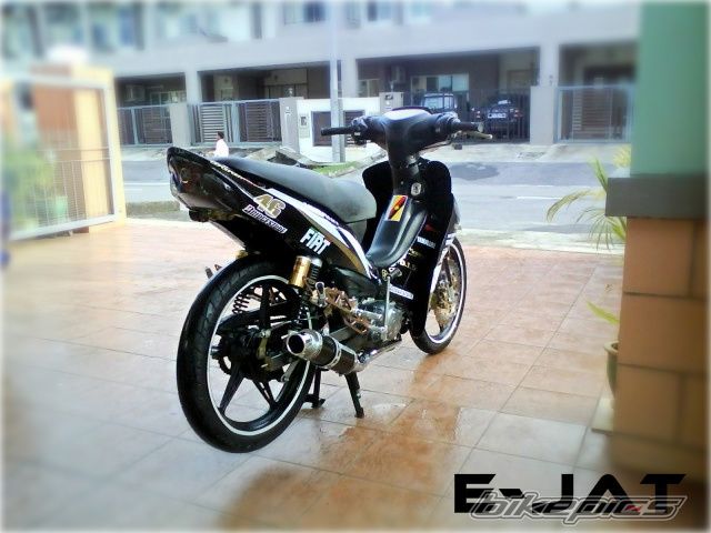 Photo 1982242