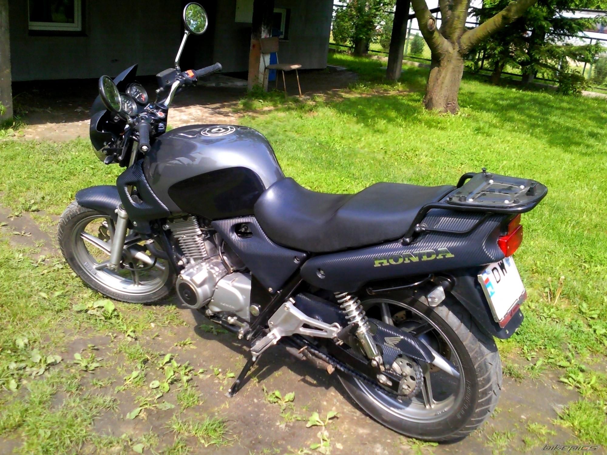 Photo 1982397