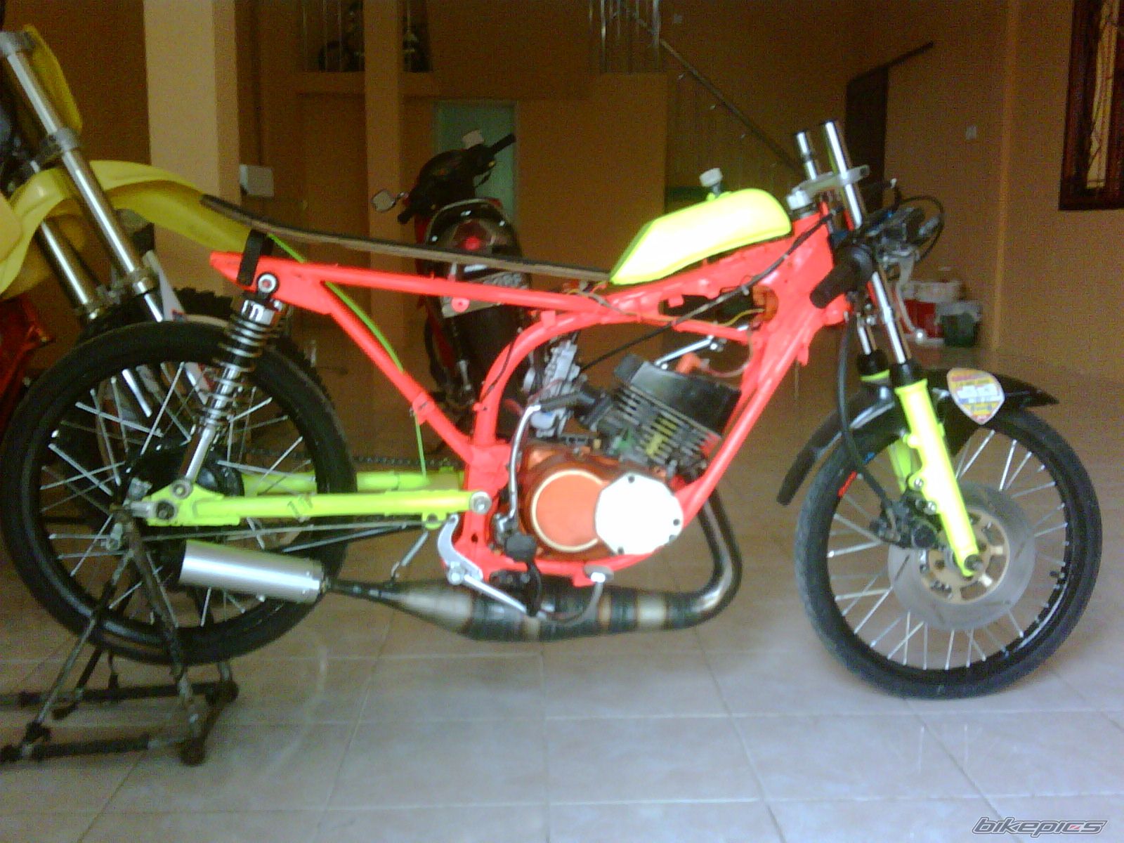 Bike Photo 1982871