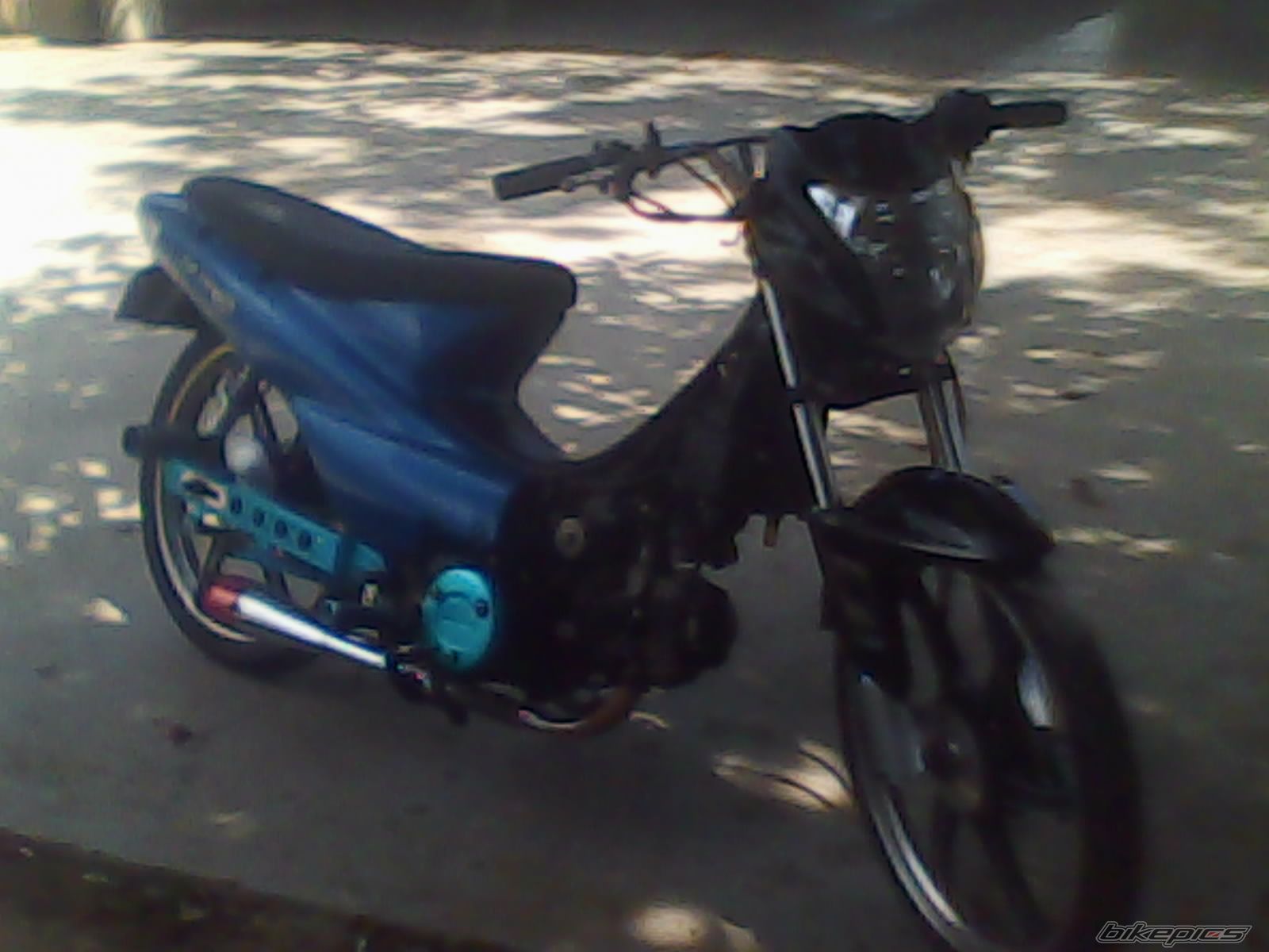 Photo 1982883