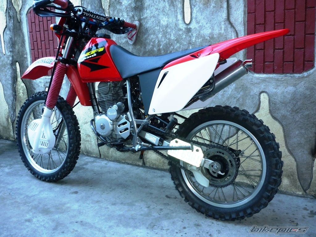 Photo 1982956