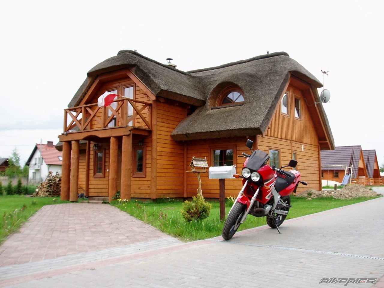Bike Photo 1983202