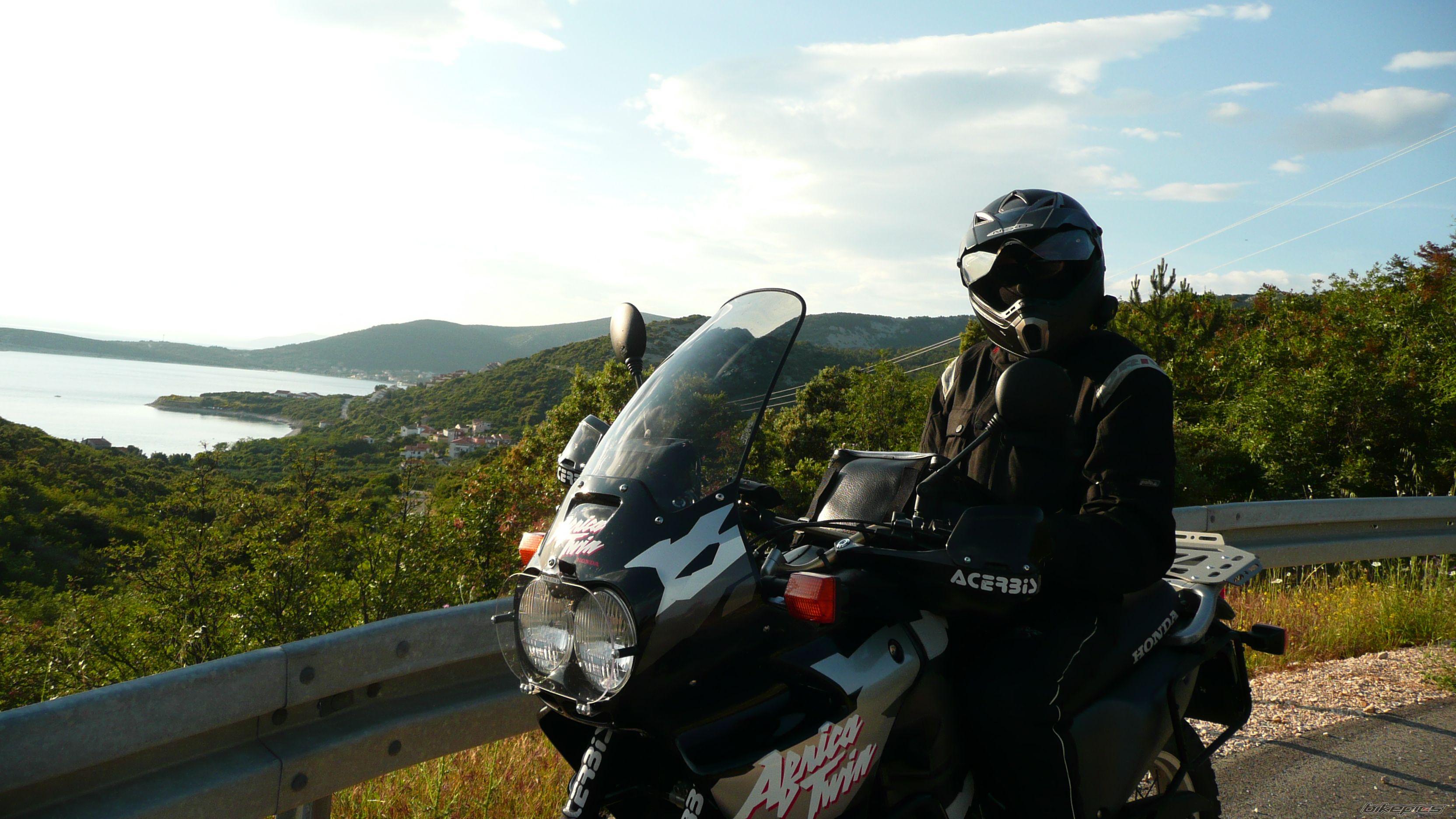 Bike Photo 1983303