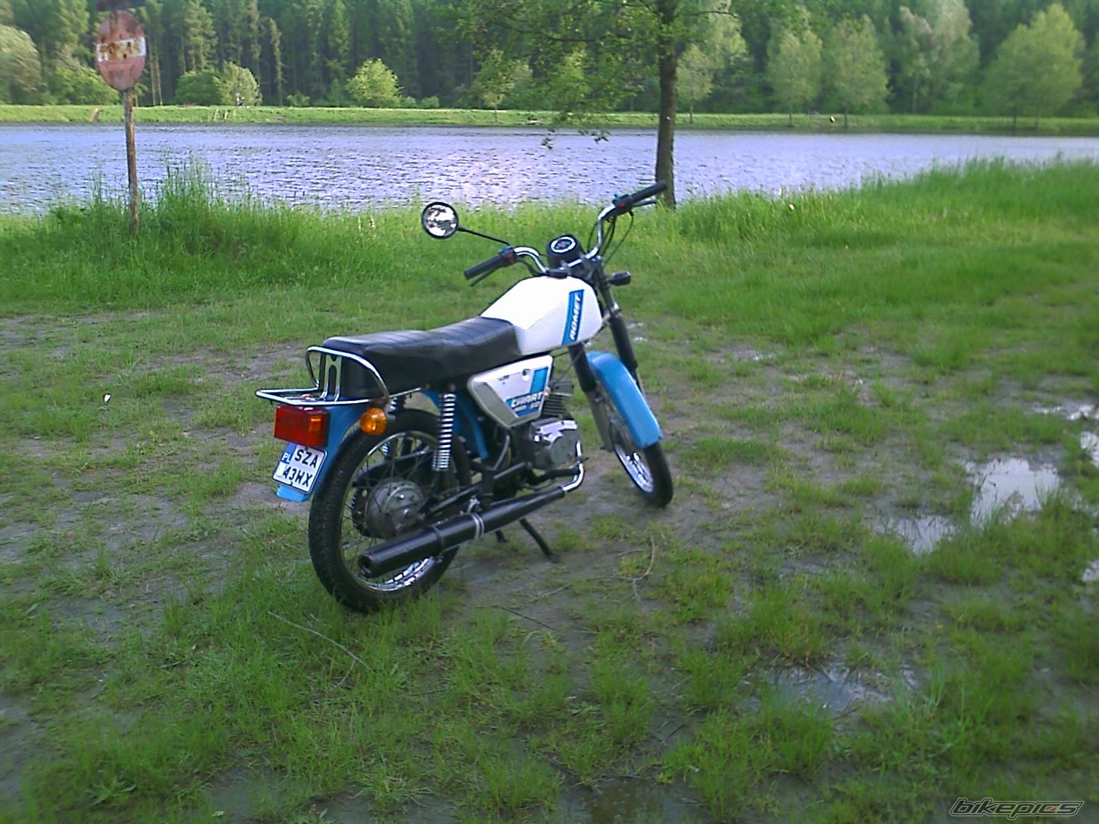 Bike Photo 1983316