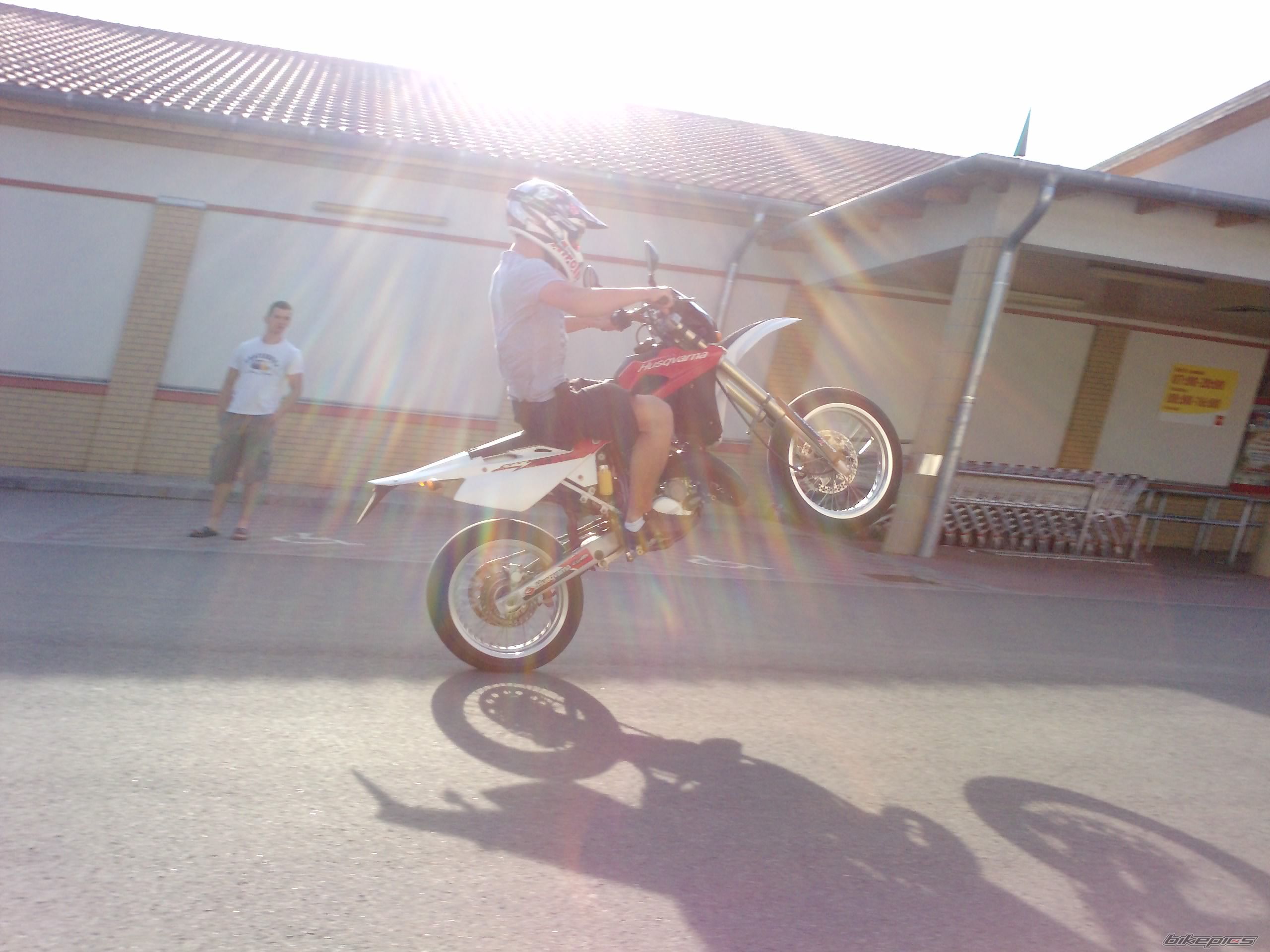 Photo 1983380