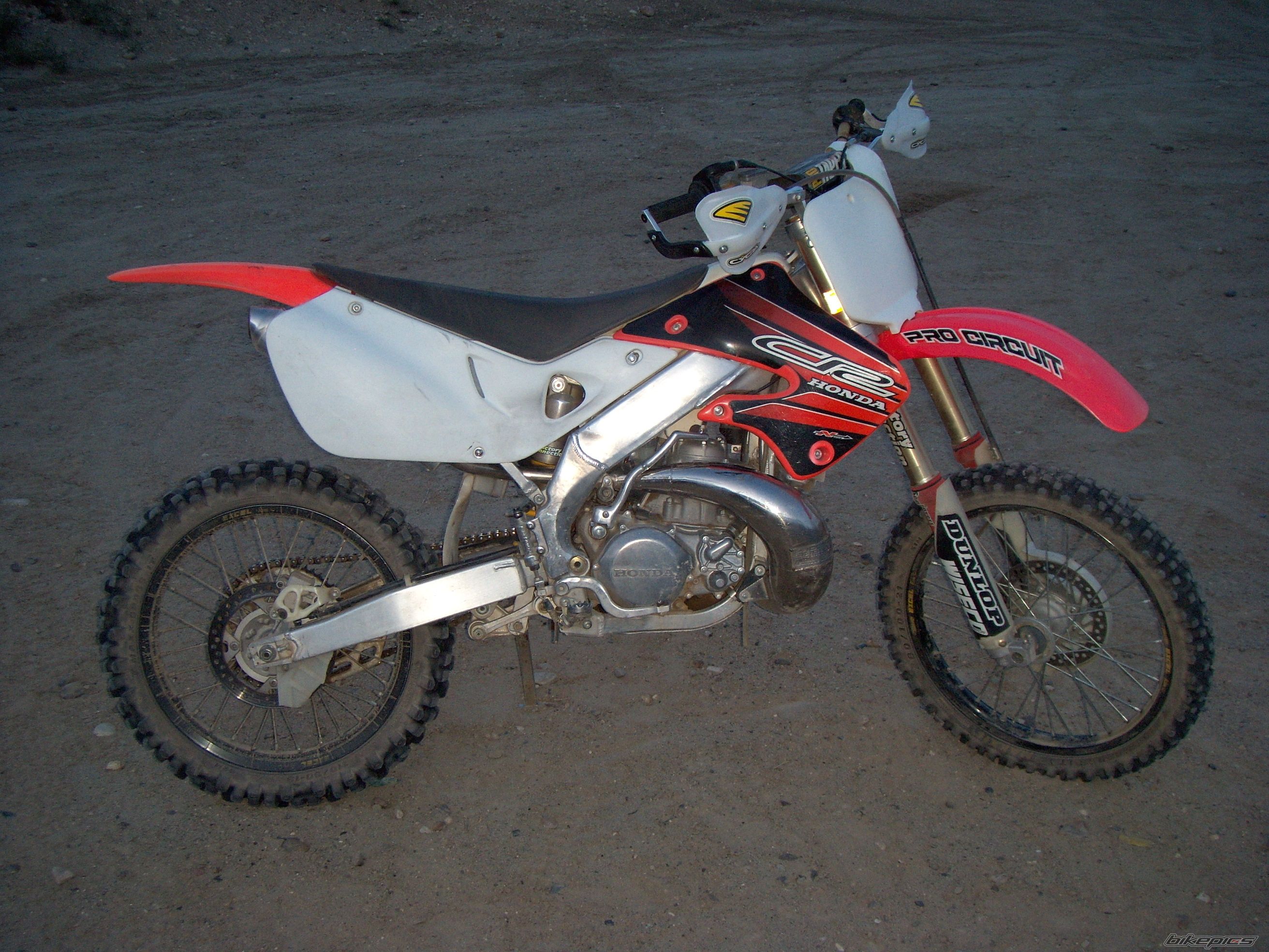 Photo 1983606