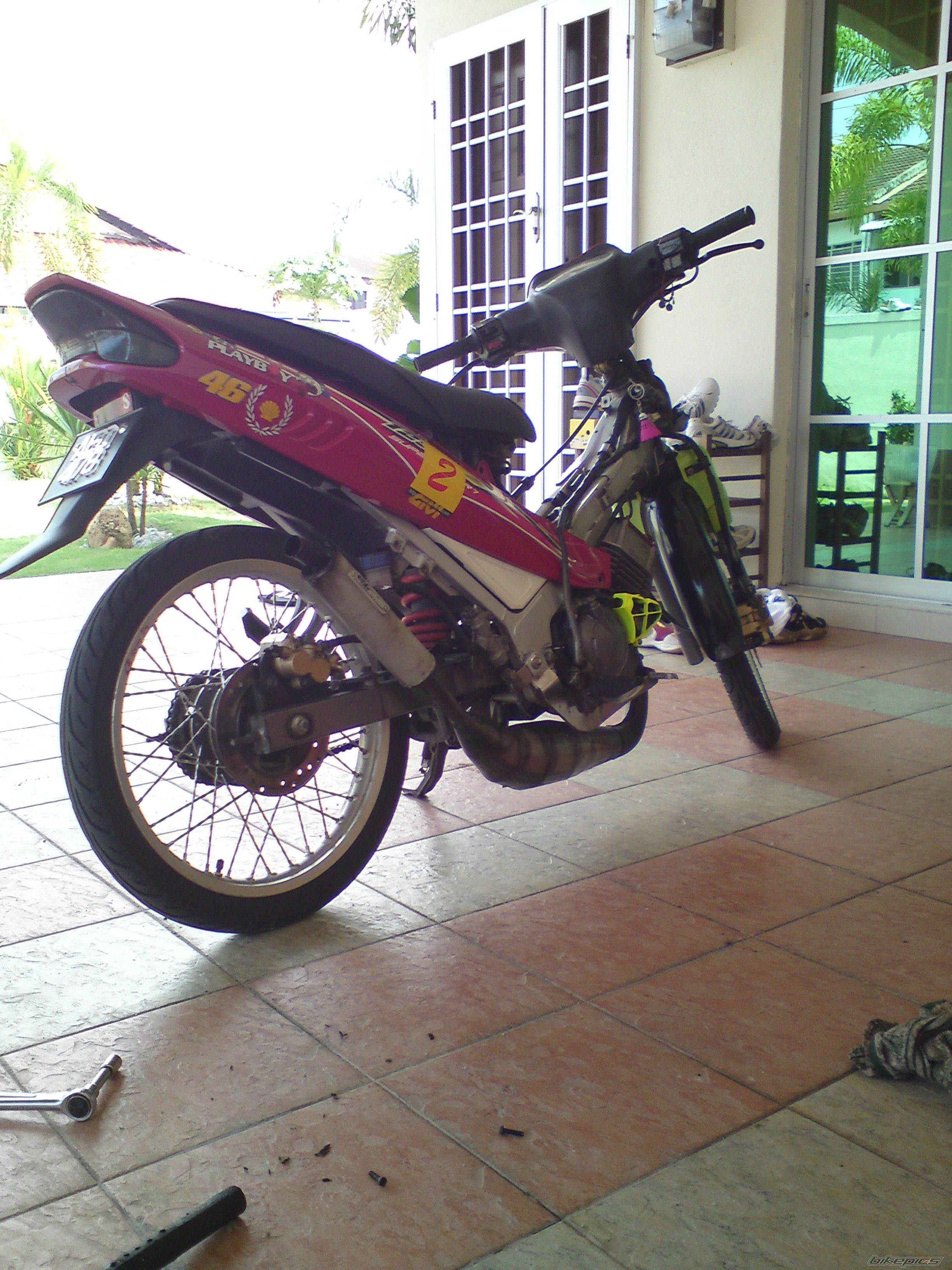 Photo 1983816