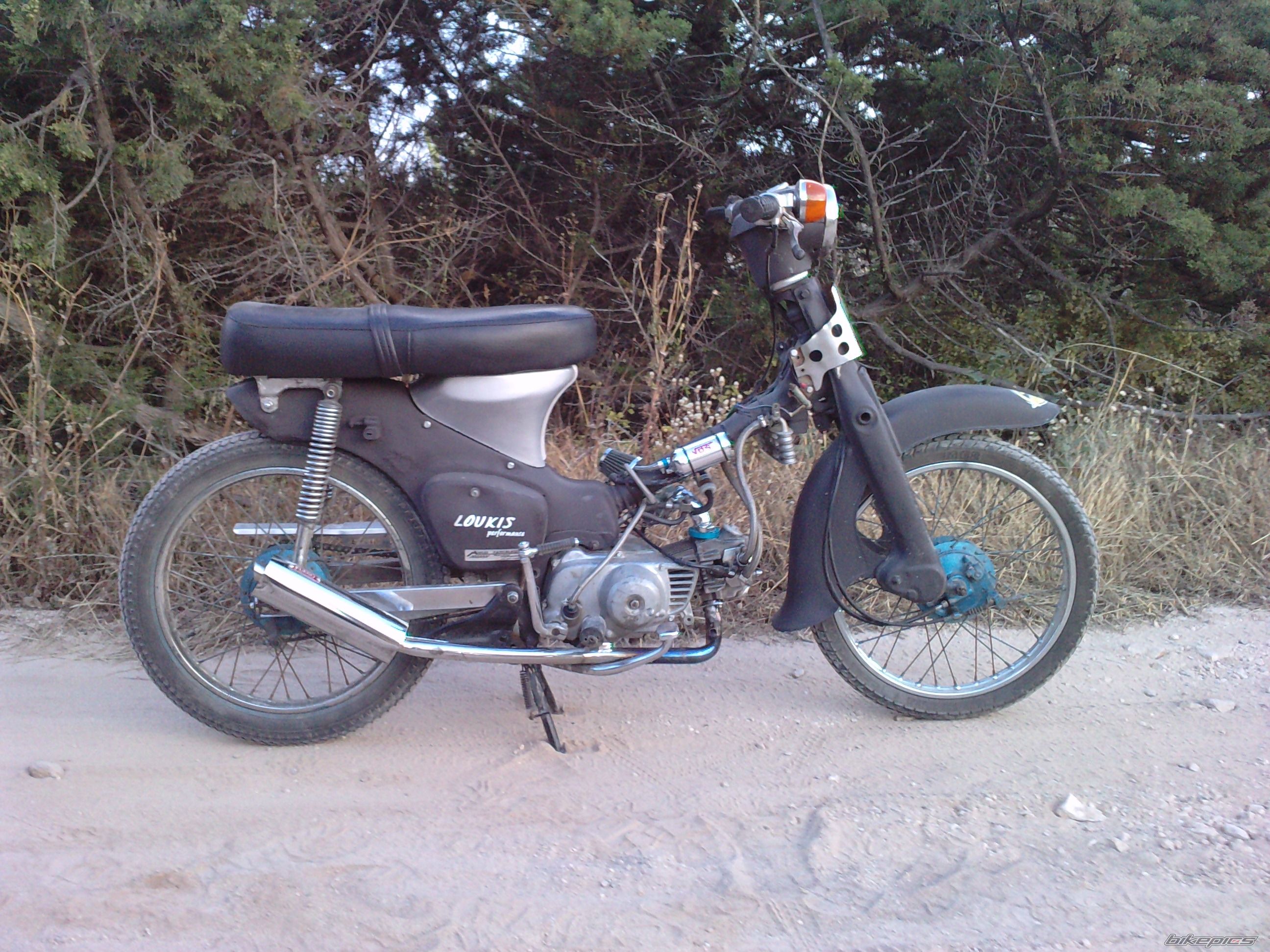 Photo 1983896