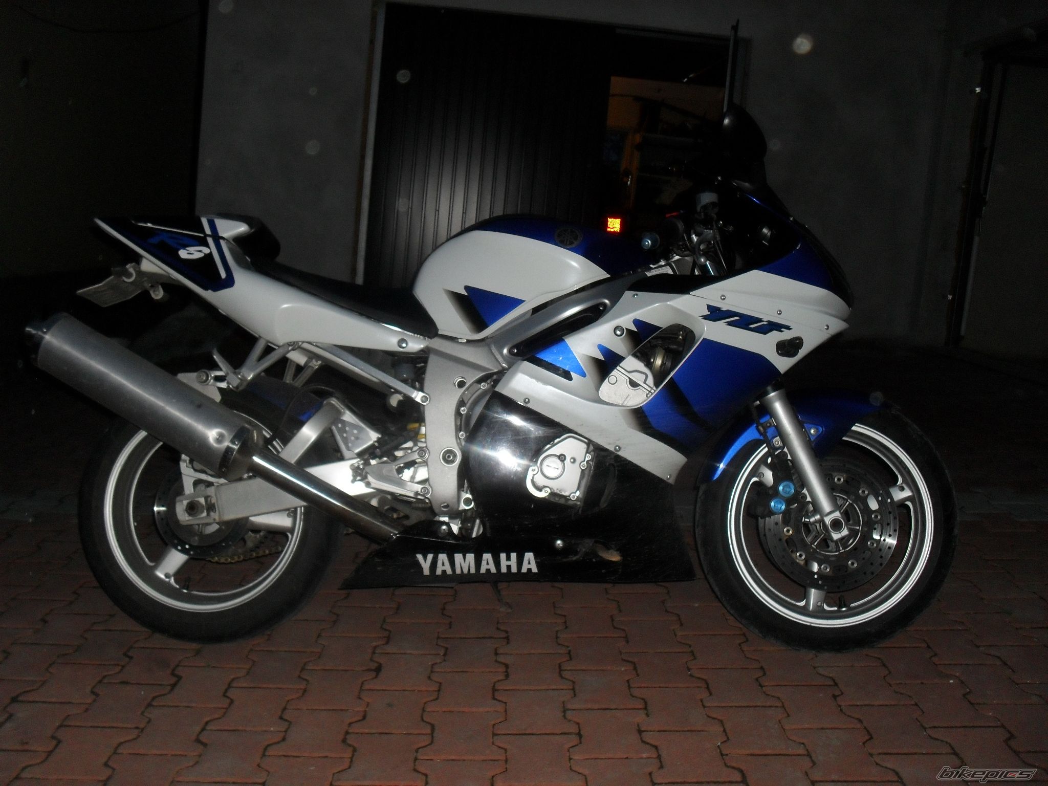 Photo 1983953