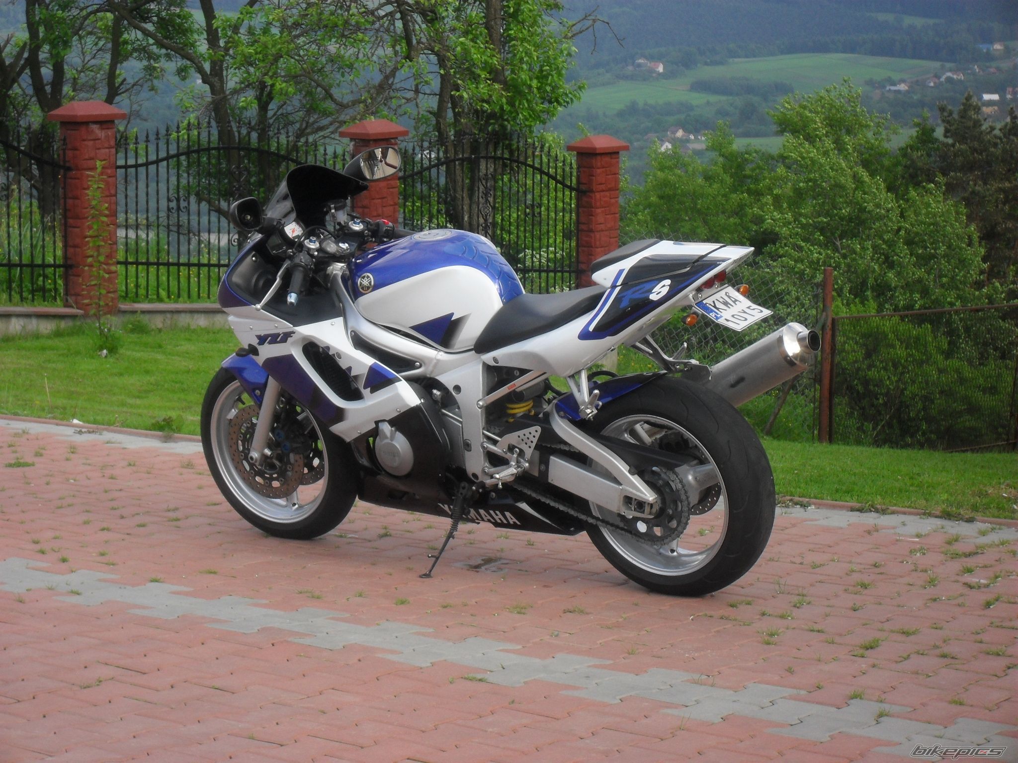 Photo 1983955