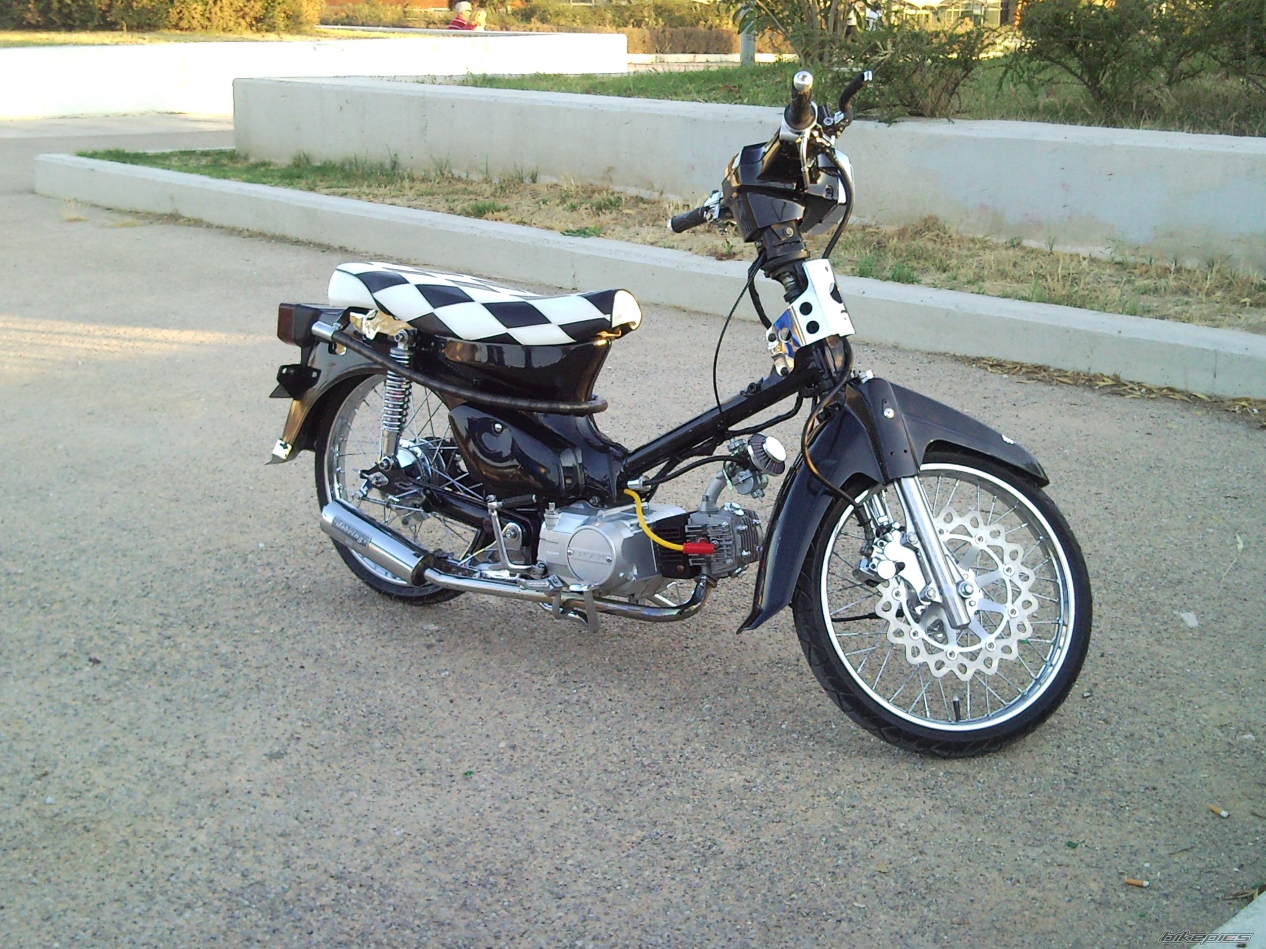 Photo 1983993