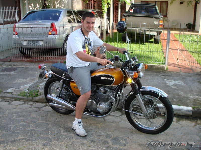 Photo 1984011