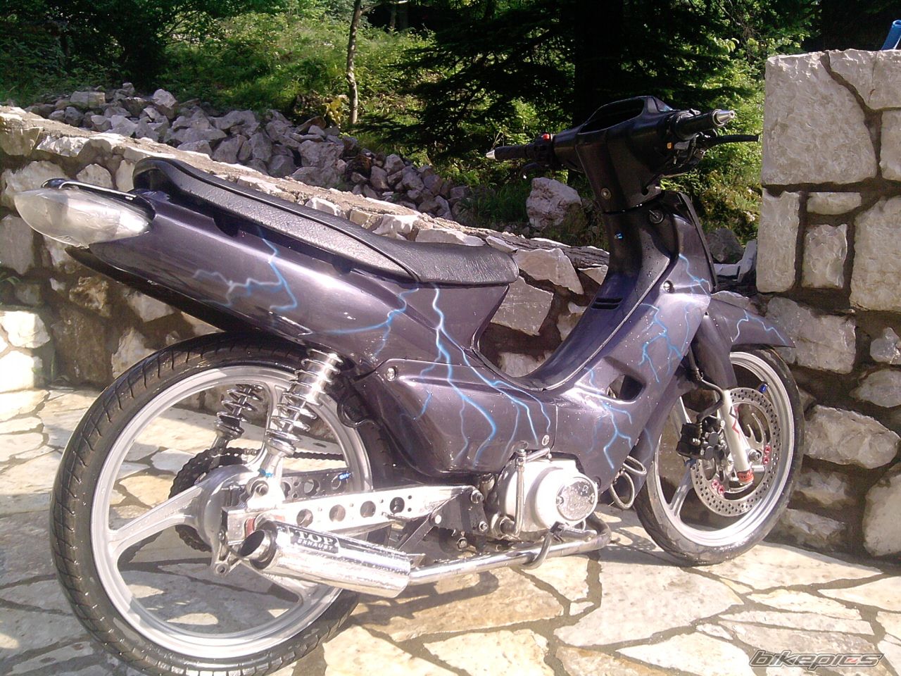 Photo 1984079