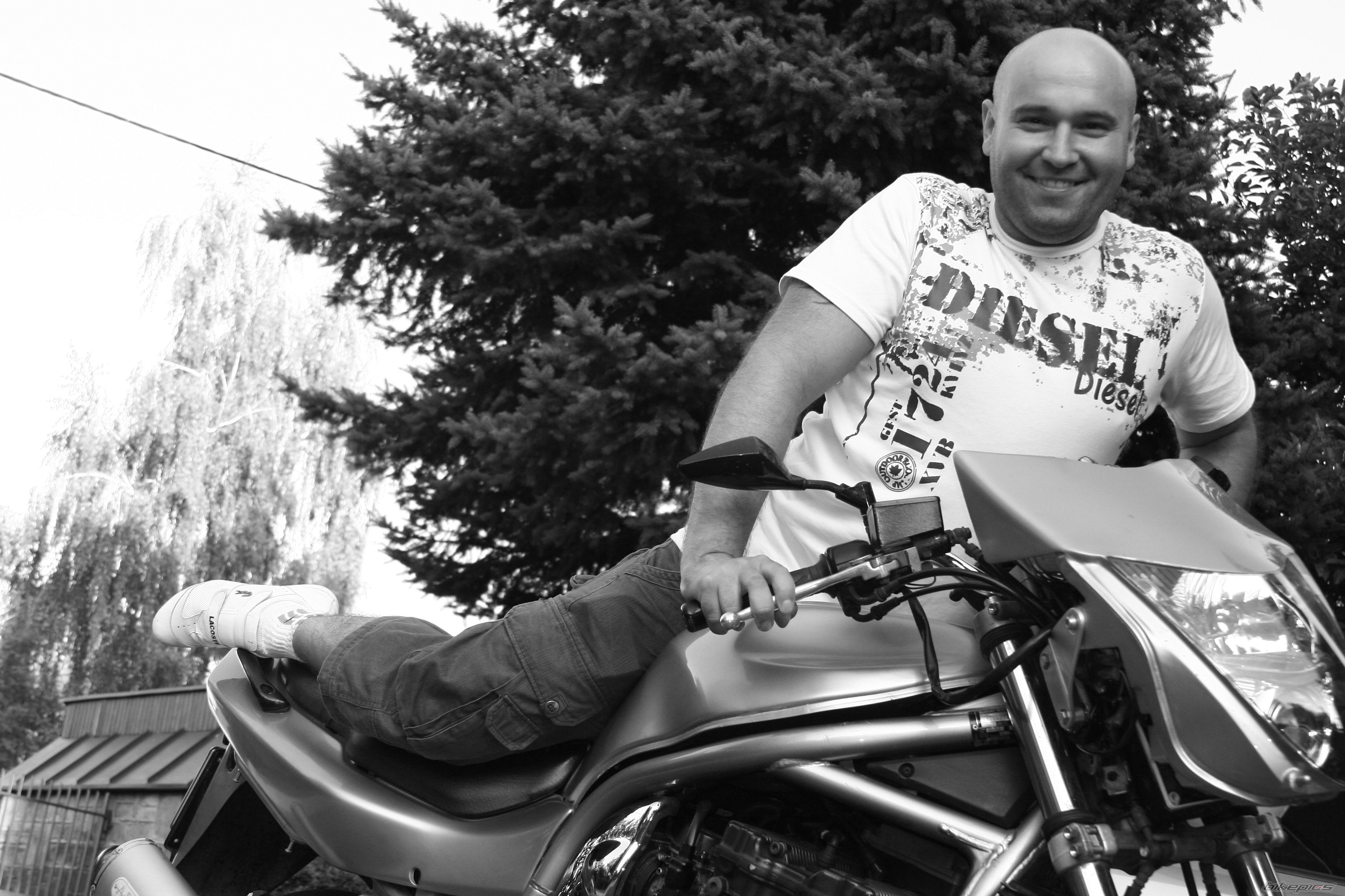 Bike Photo 1984086