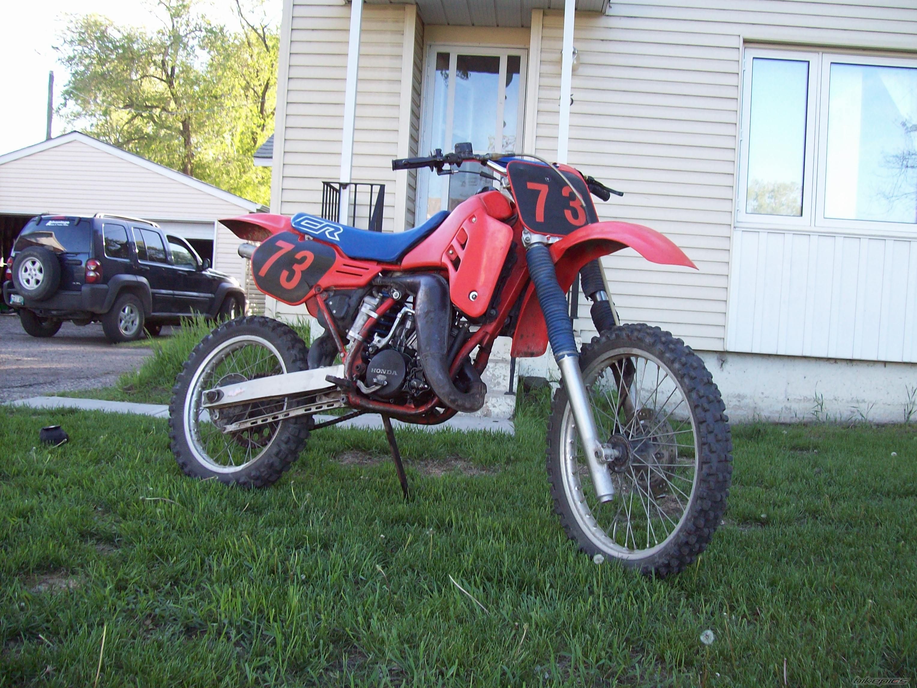 Photo 1984149