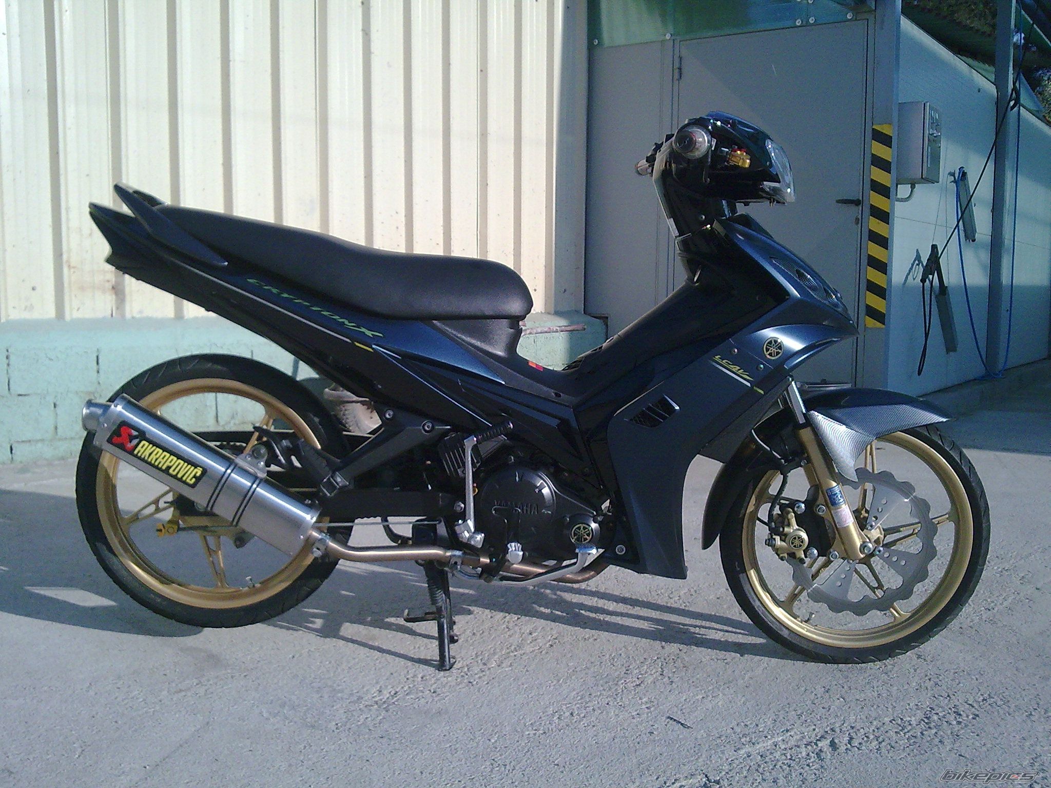 Photo 1984246