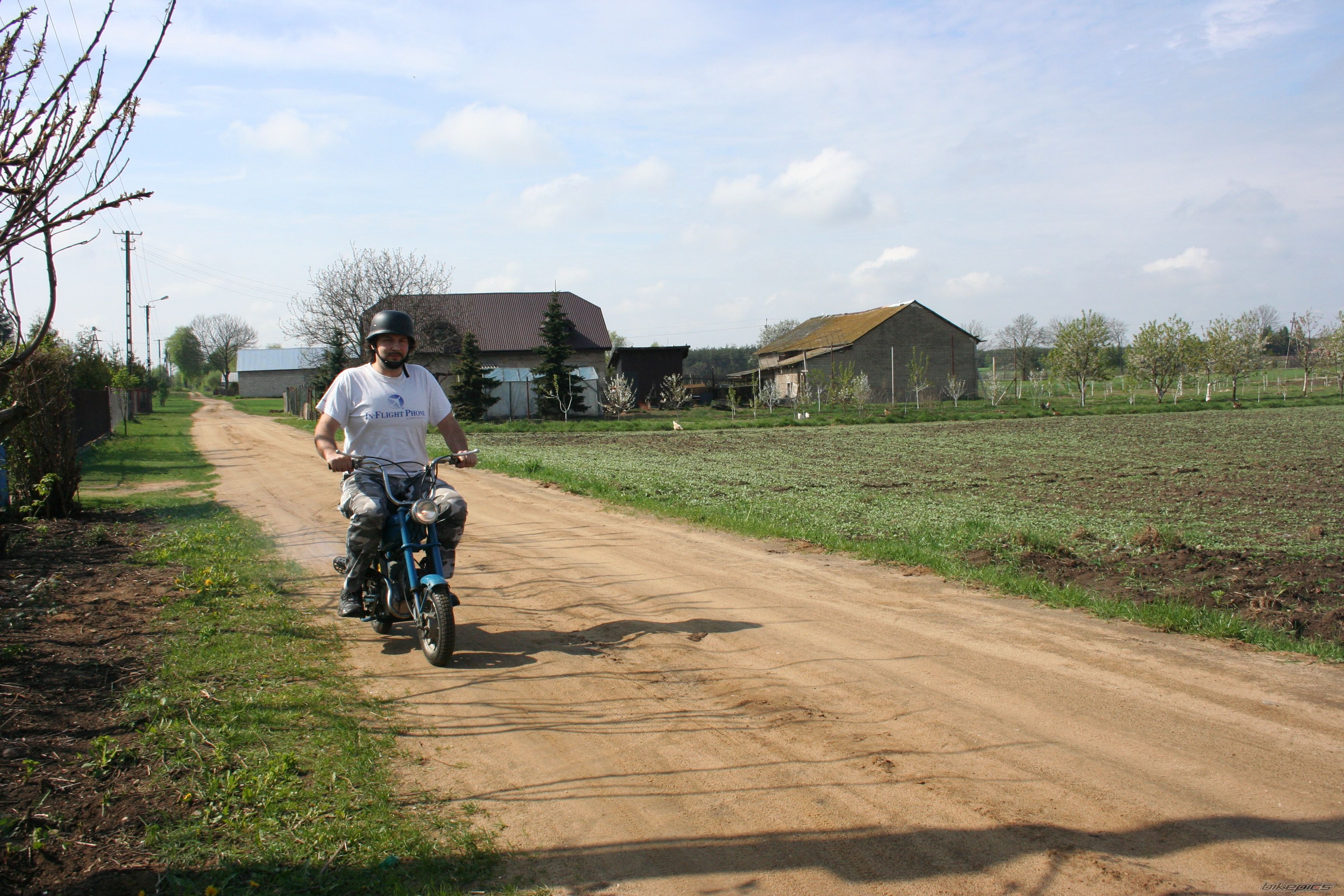 Bike Photo 1984268