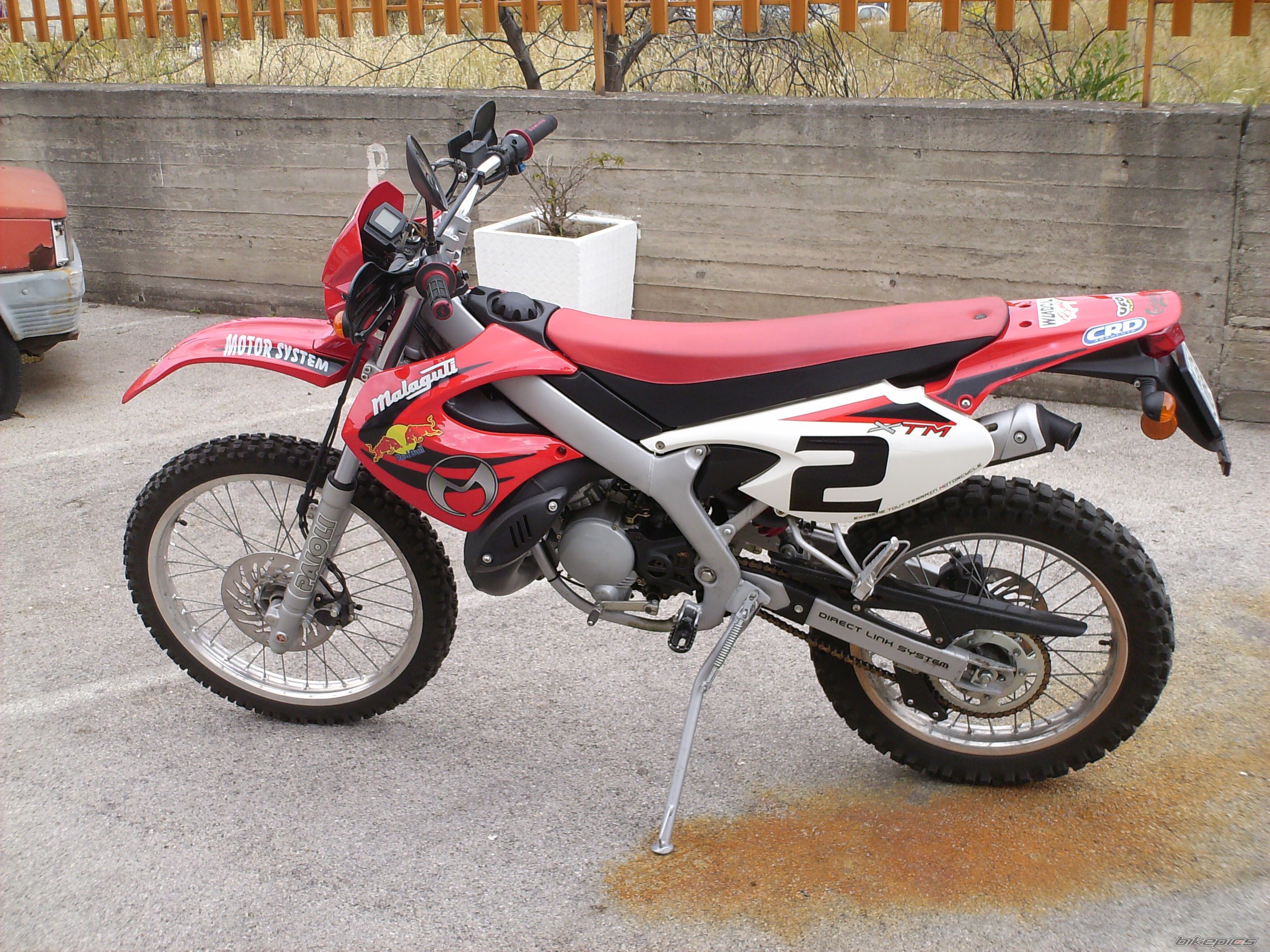 Photo 1984658