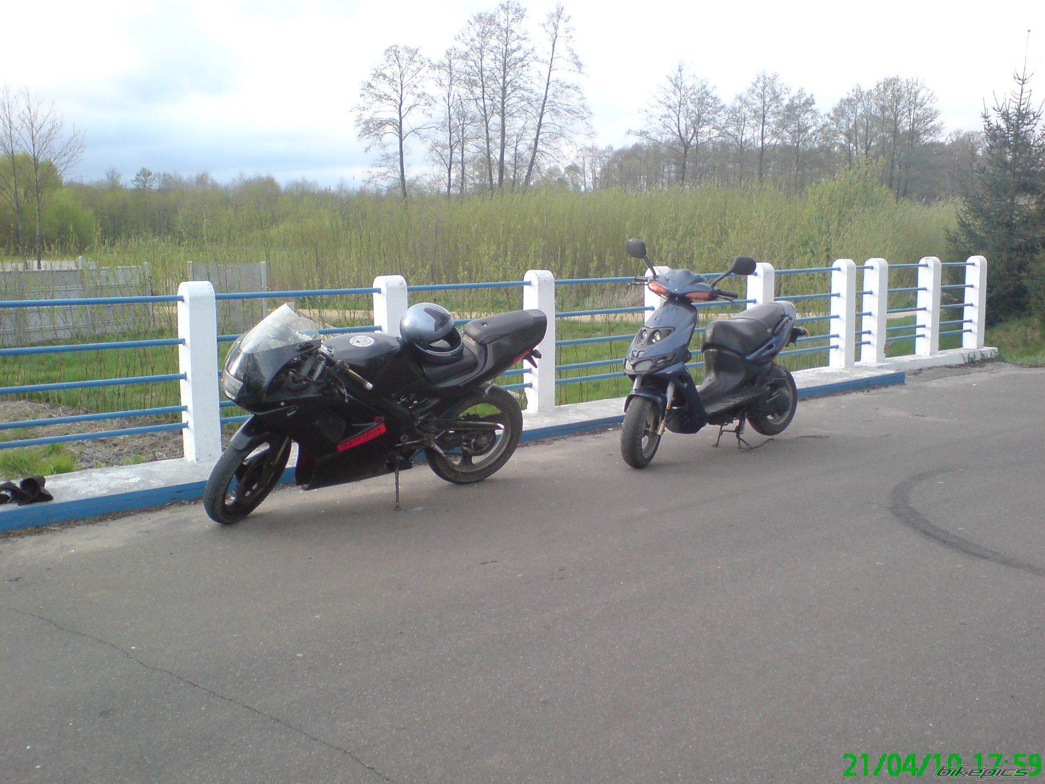 Bike Photo 1984976