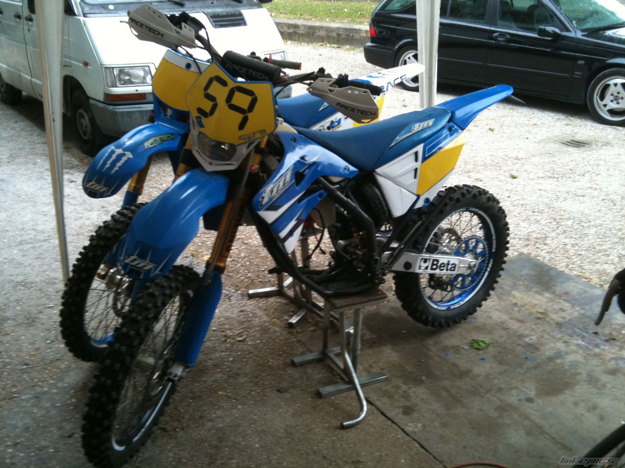 Bike Photo 1985035