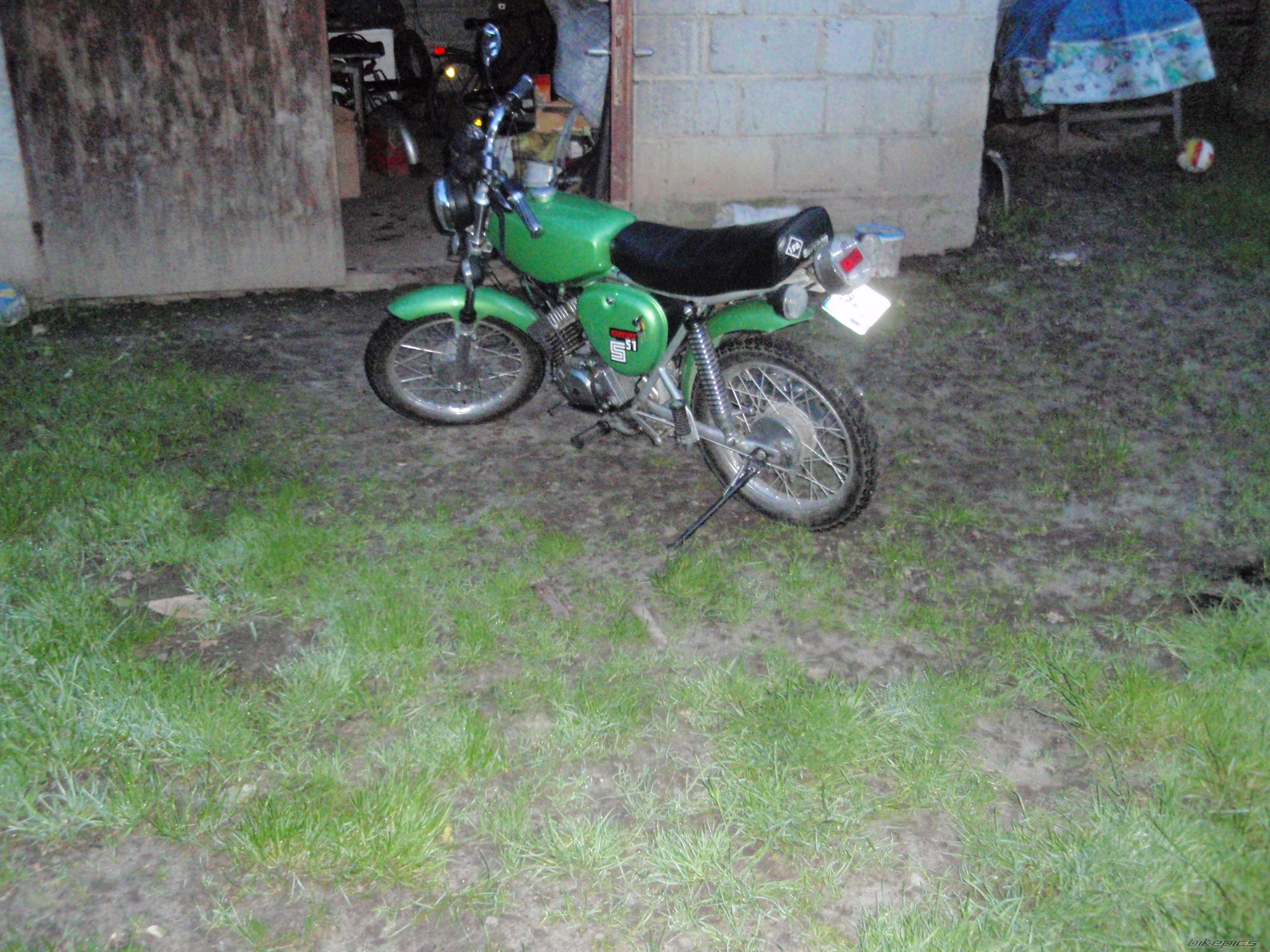 Photo 1985177