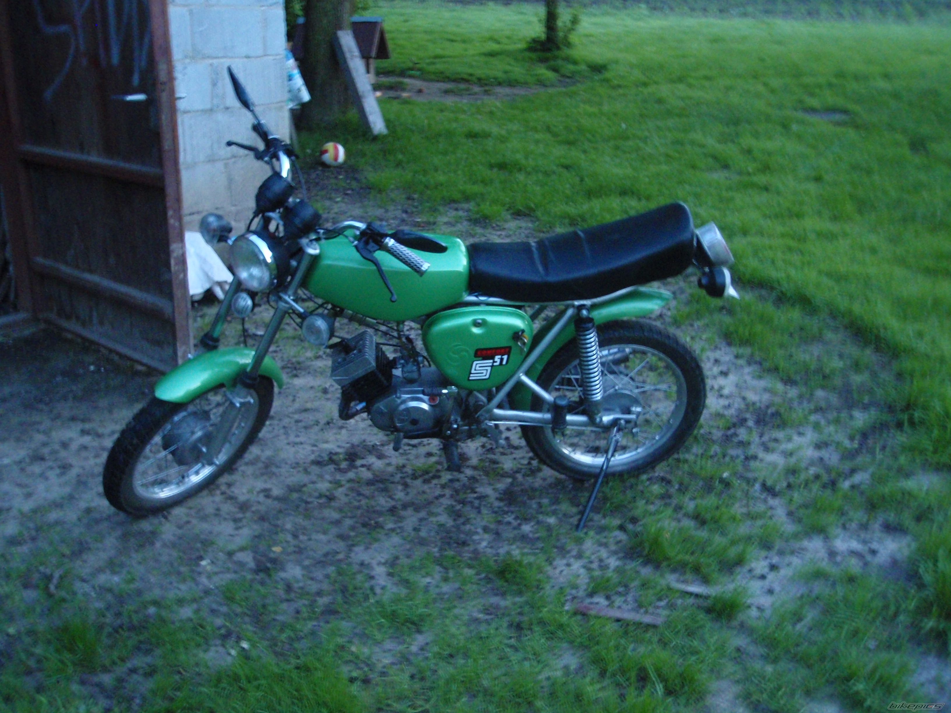 Photo 1985178