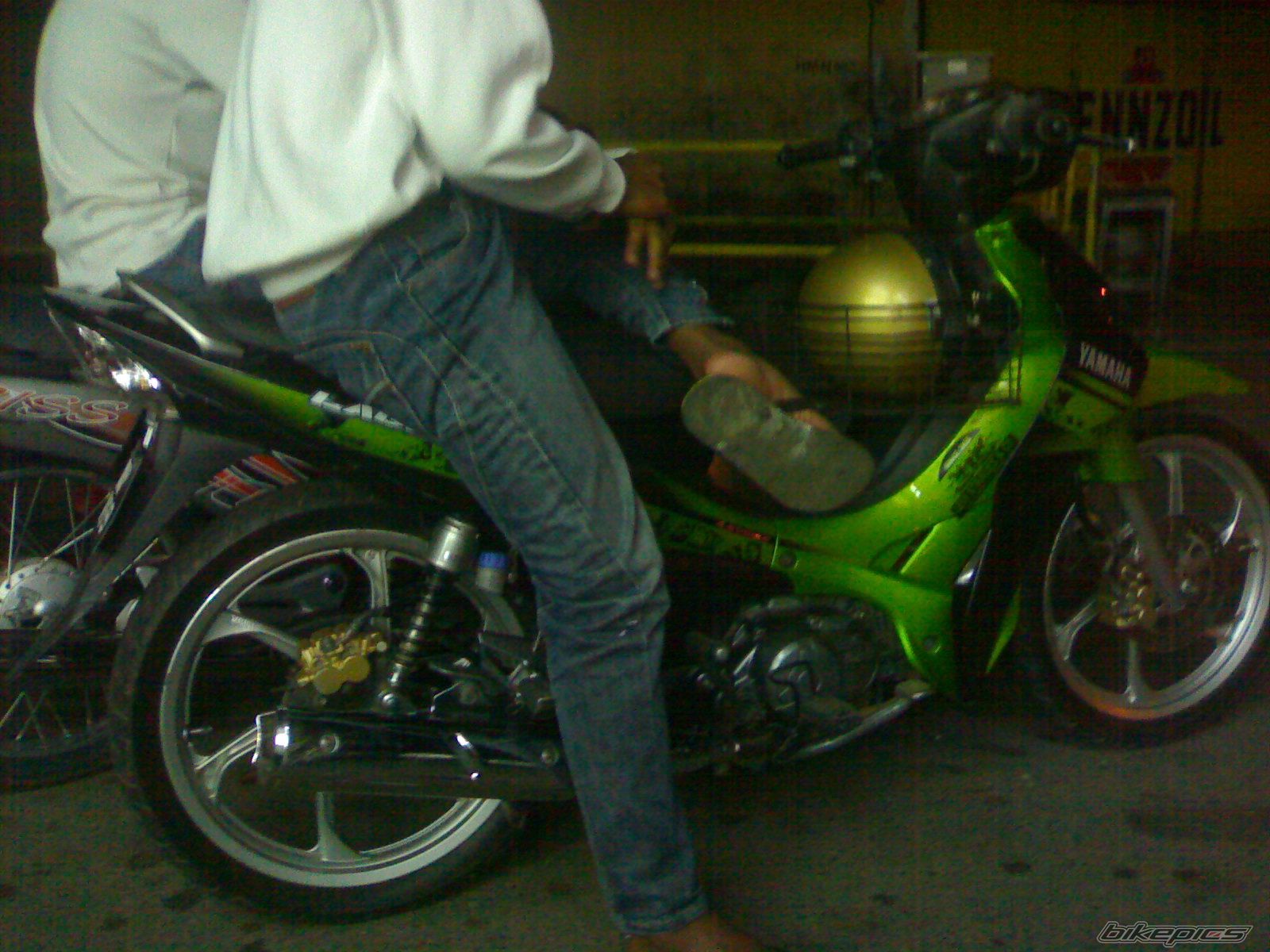 Bike Photo 1985420