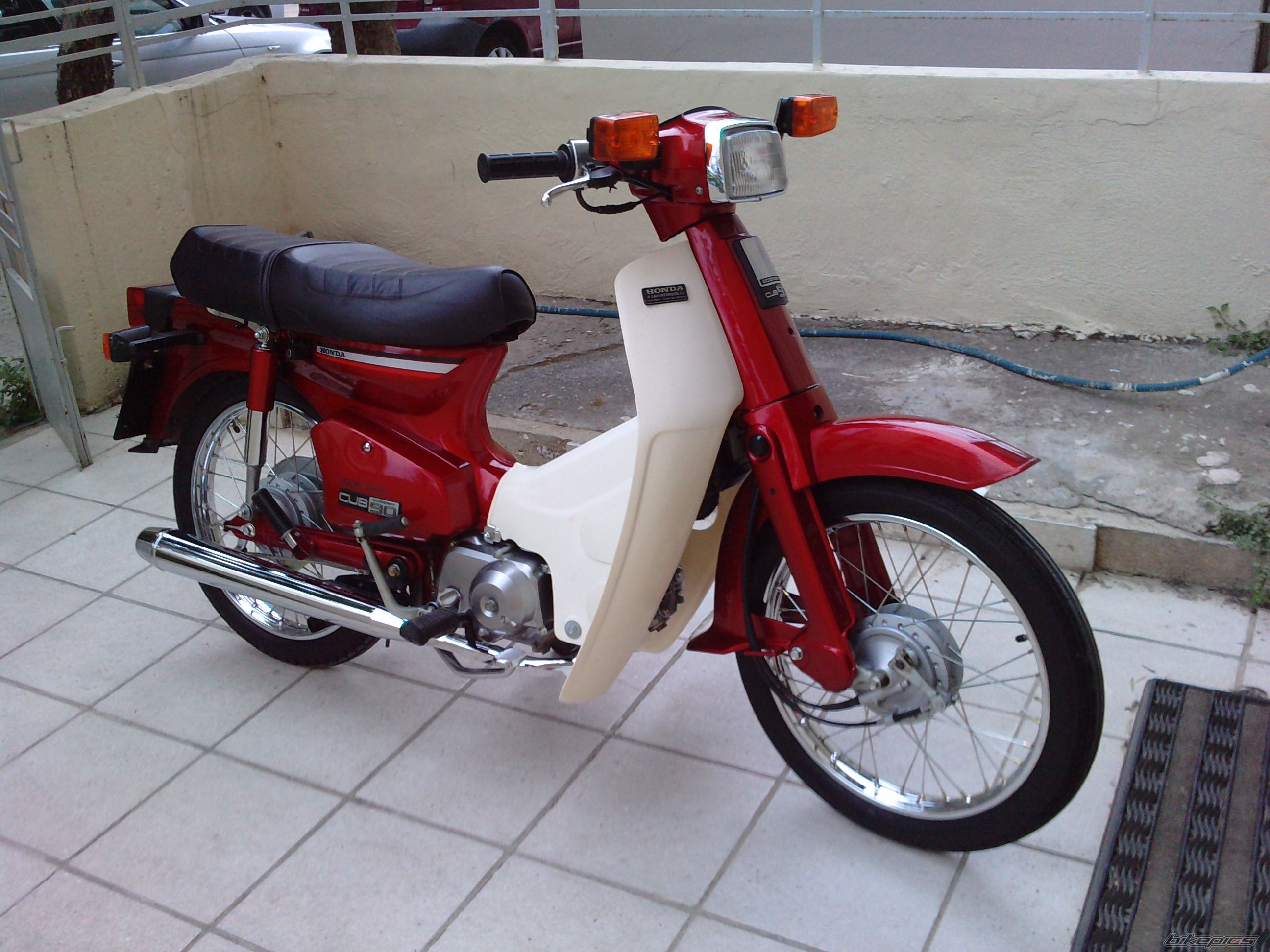 Bike Photo 1985423
