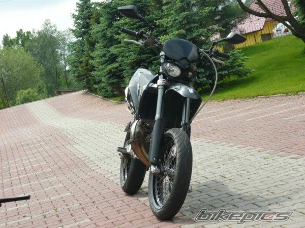 Photo 1985454