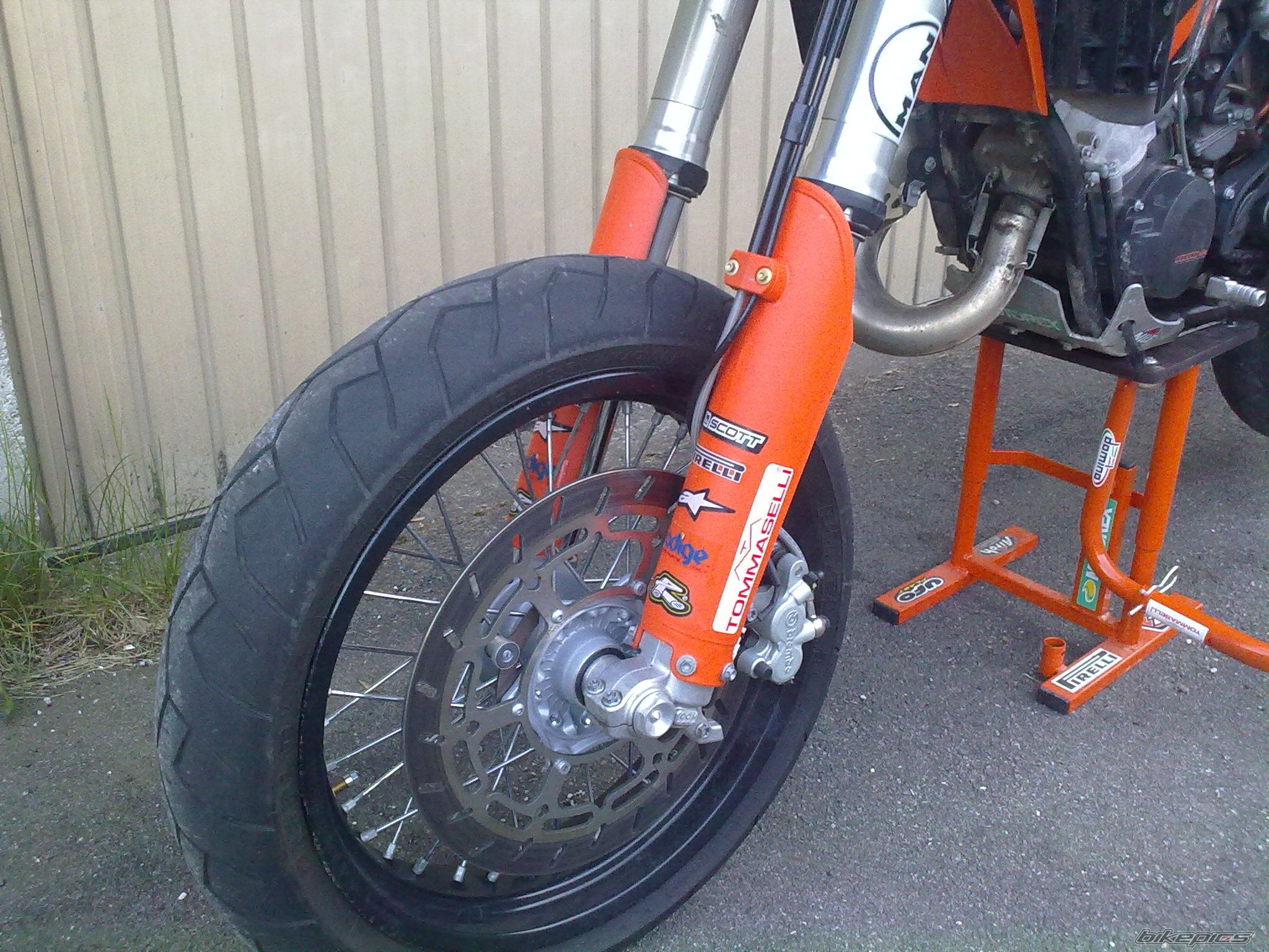 Bike Photo 1985460