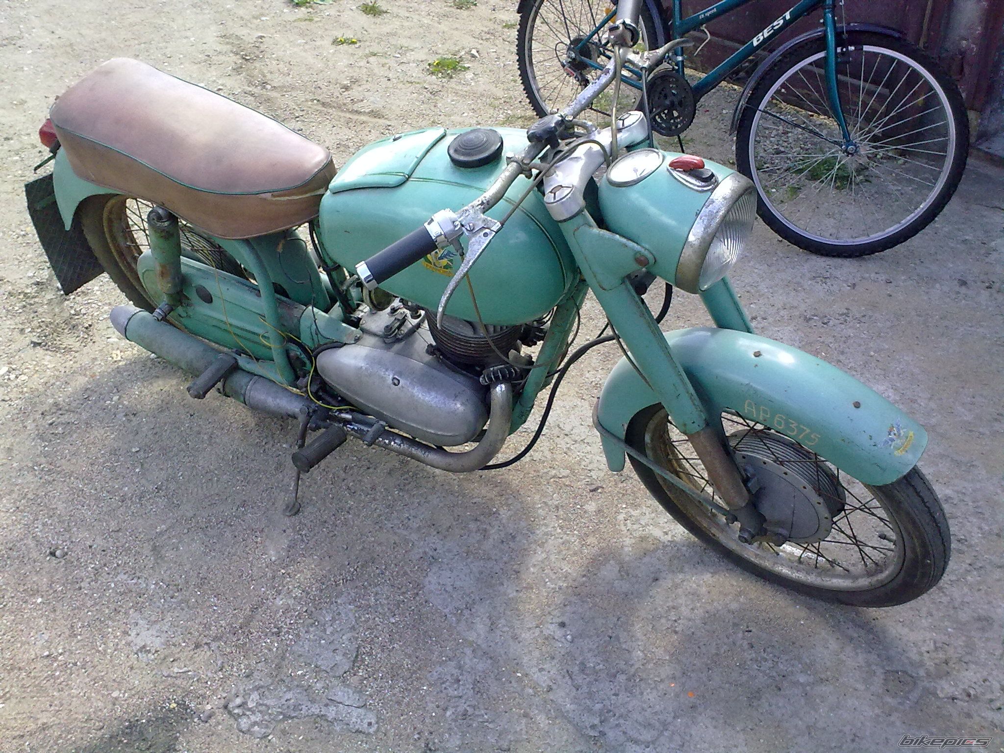 Photo 1985476