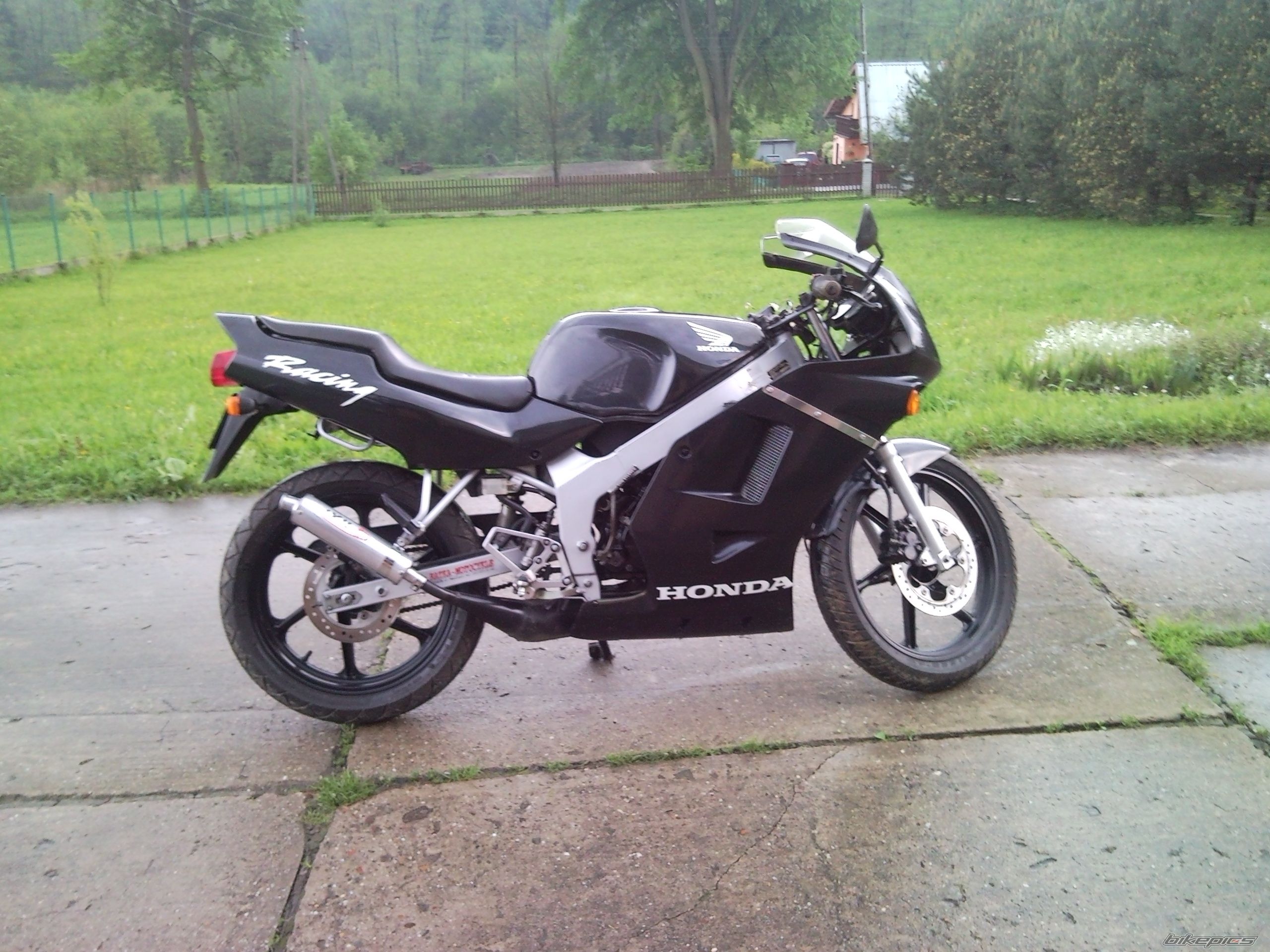 Photo 1985623