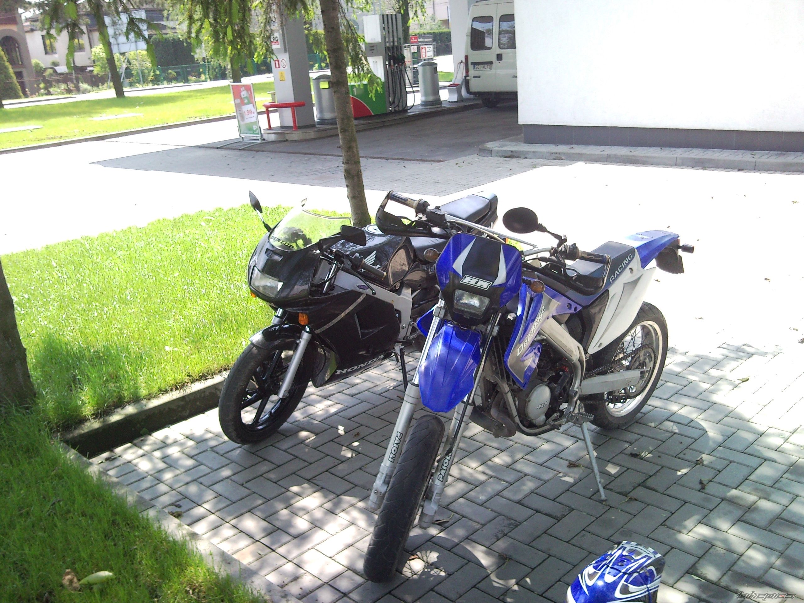 Photo 1985634