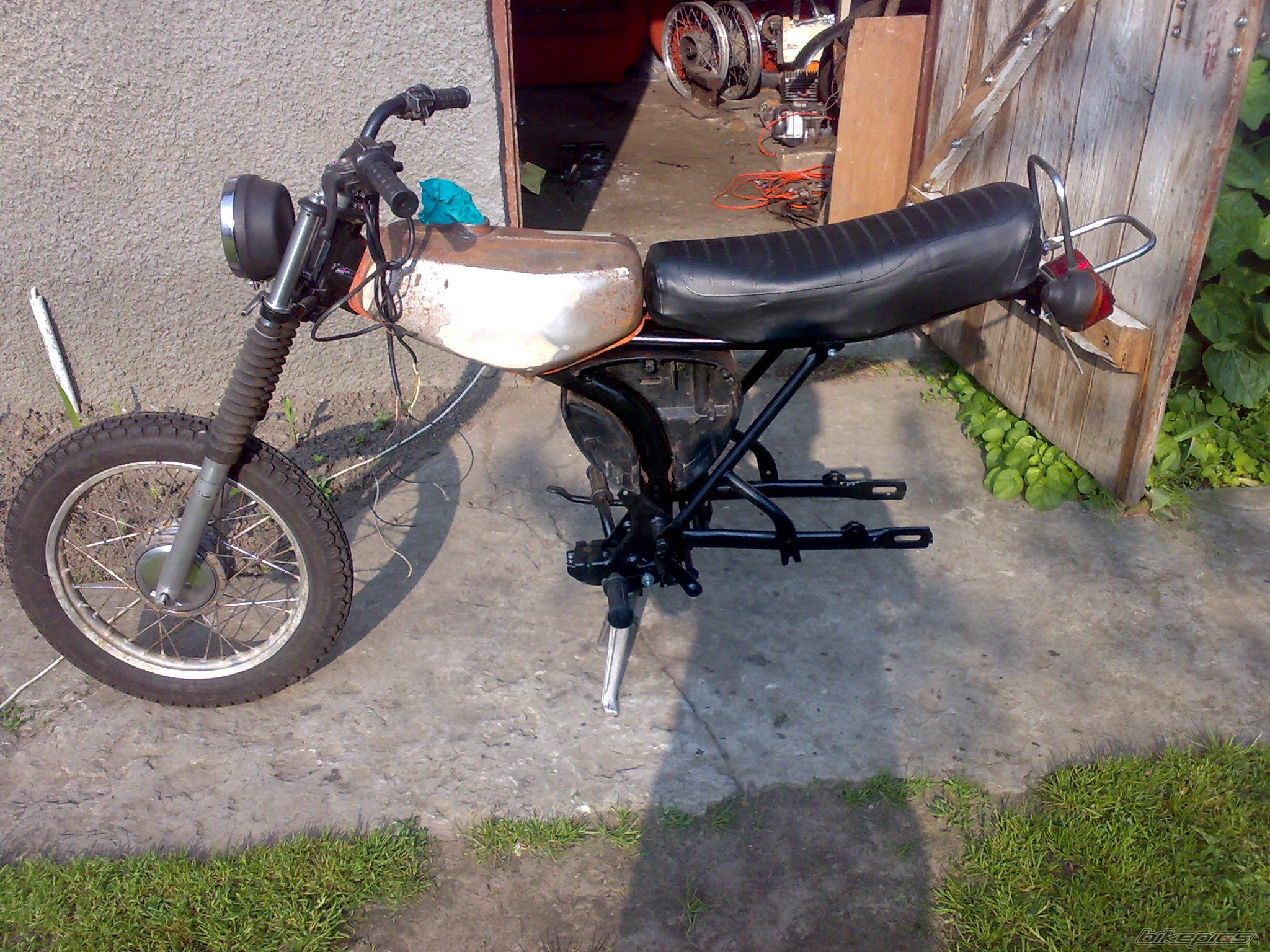 Photo 1985793